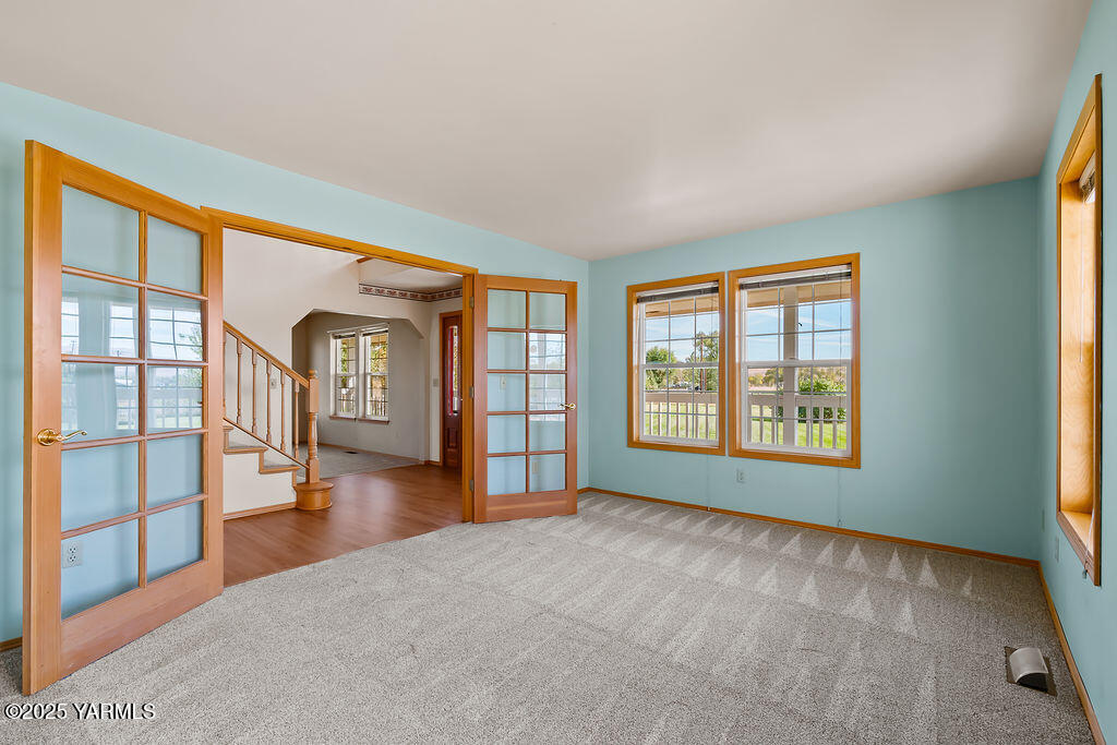 340 Gibson Rd