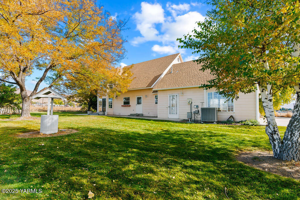 340 Gibson Rd