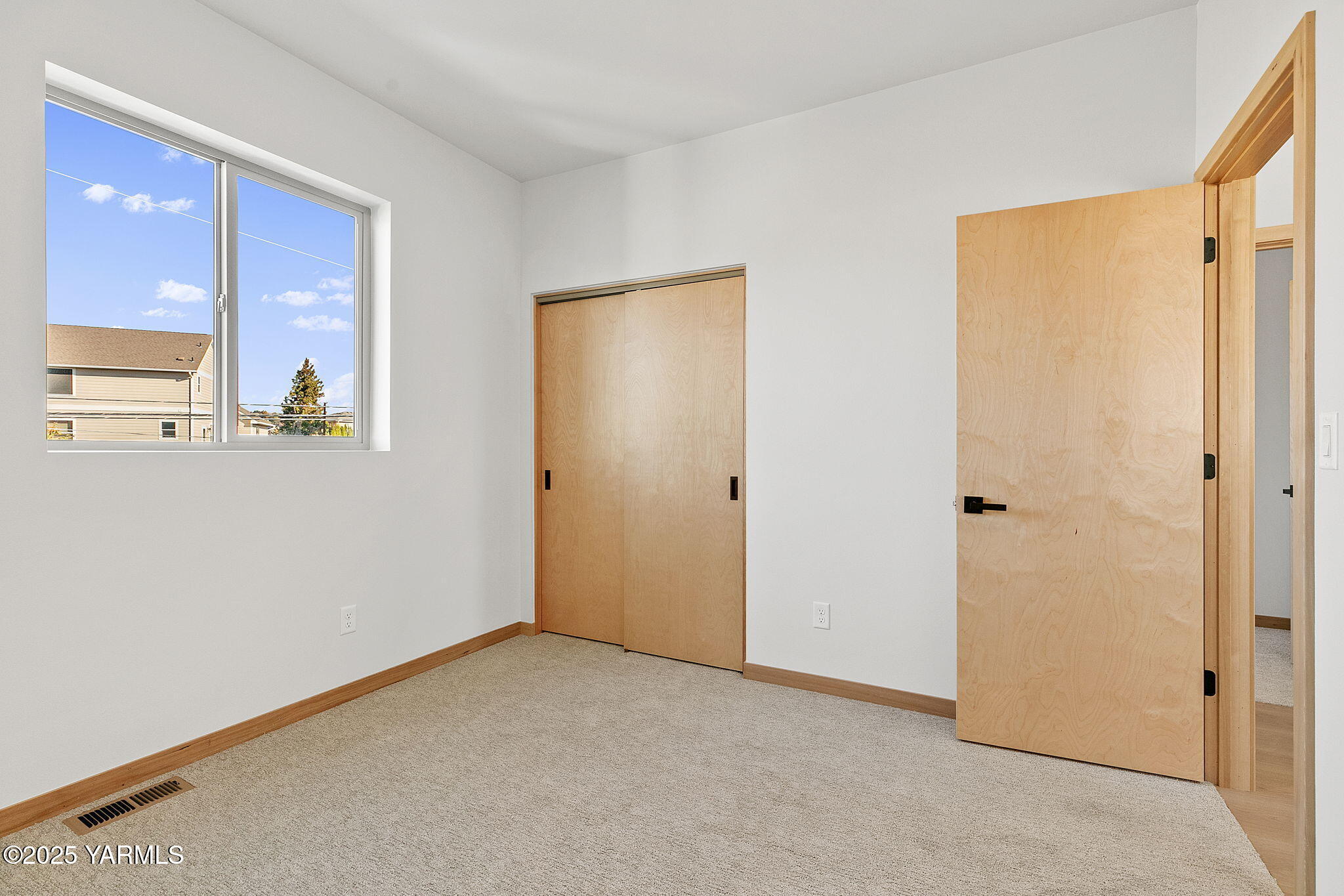 9304 Tieton Dr Unit: 1&2