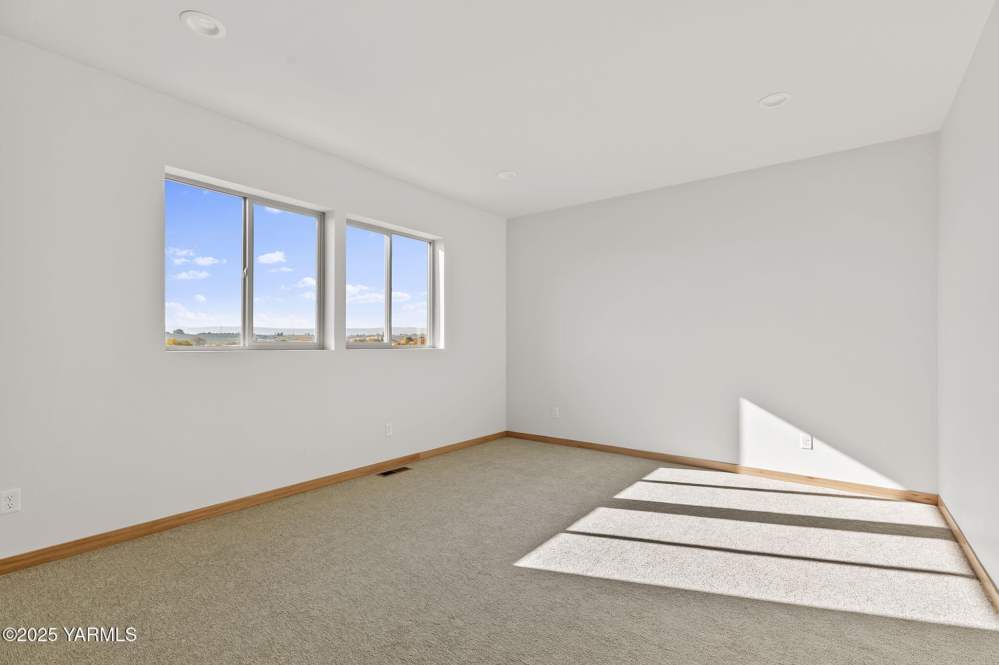 9304 Tieton Dr Unit: 1&2