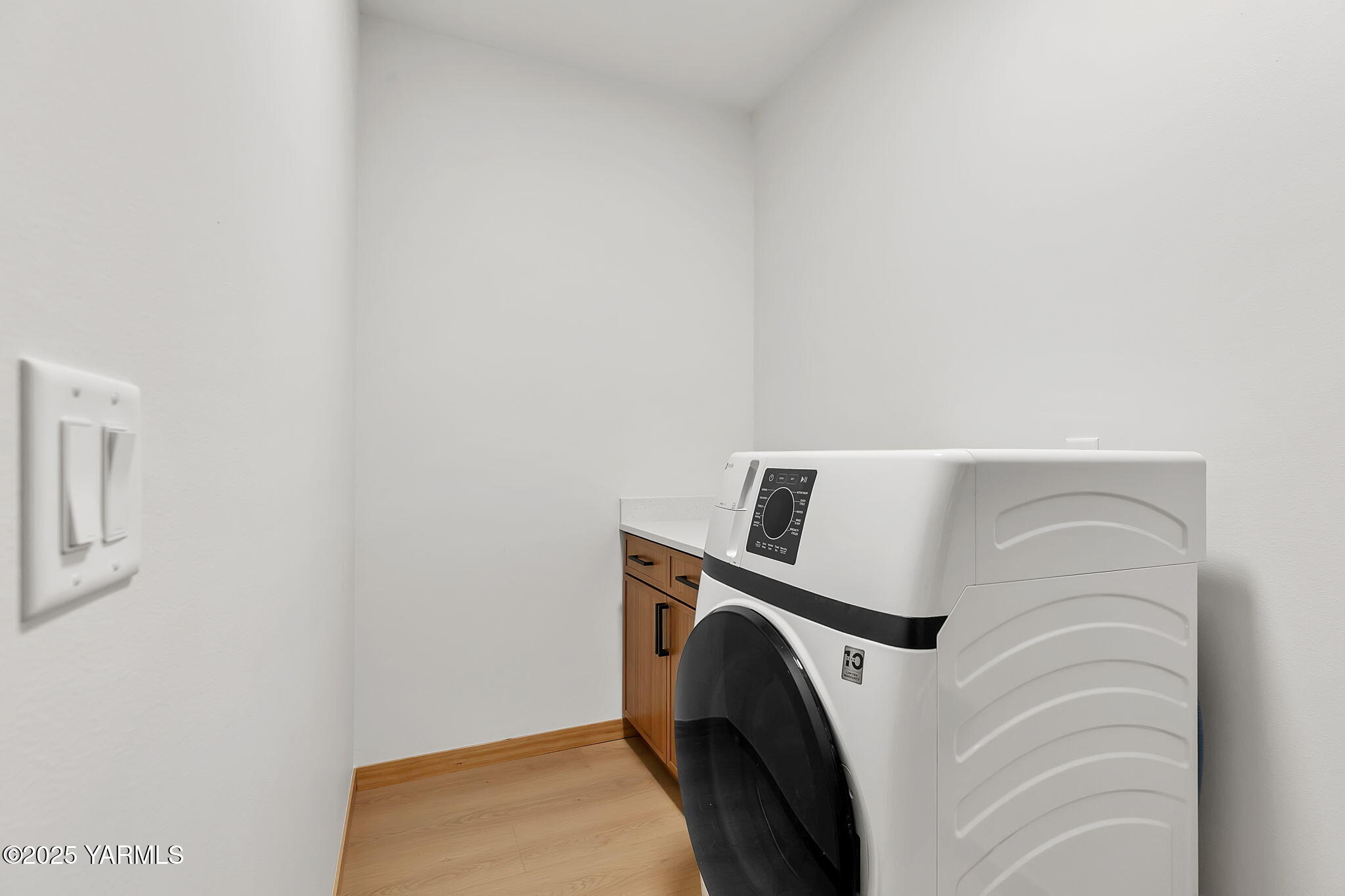 9304 Tieton Dr Unit: 1&2