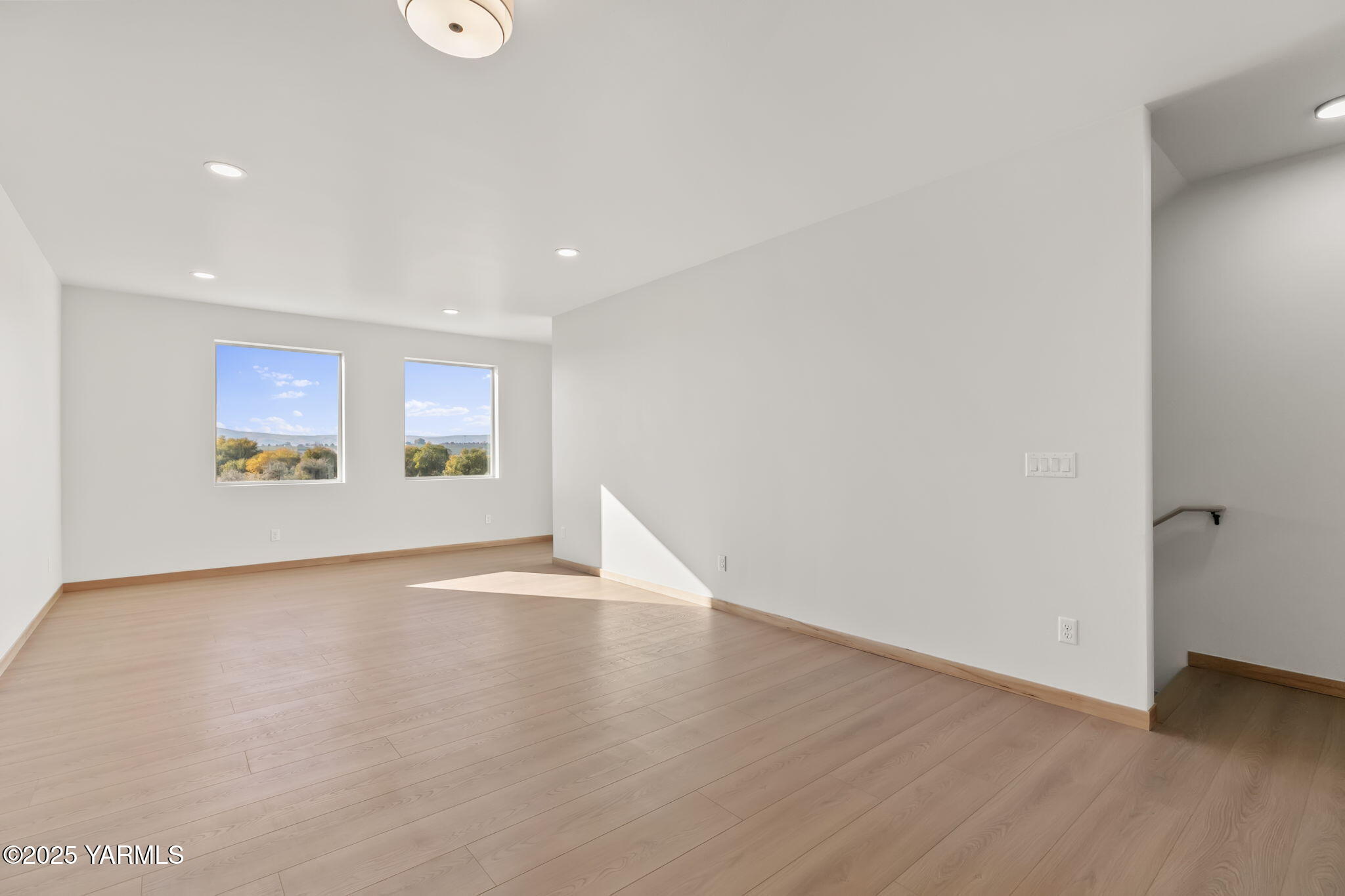 9306 Teiton Dr Unit: 1&2