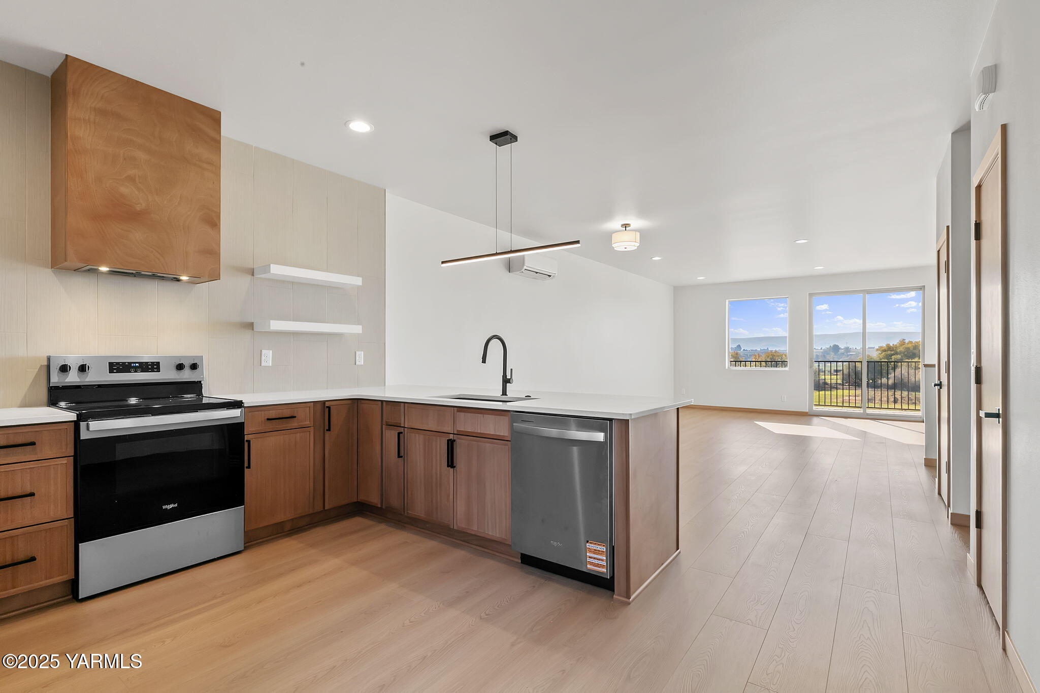 9306 Teiton Dr Unit: 1&2