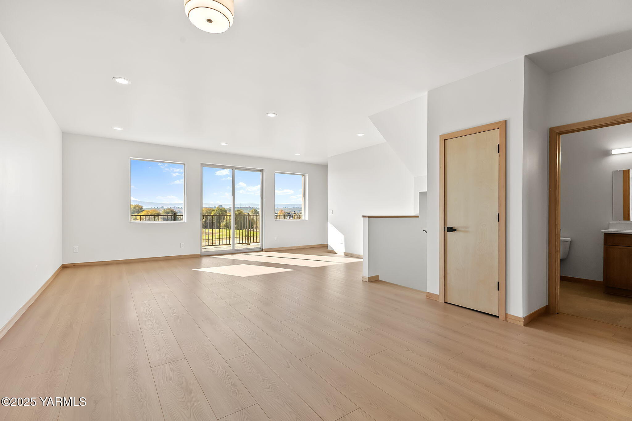 9306 Teiton Dr Unit: 1&2
