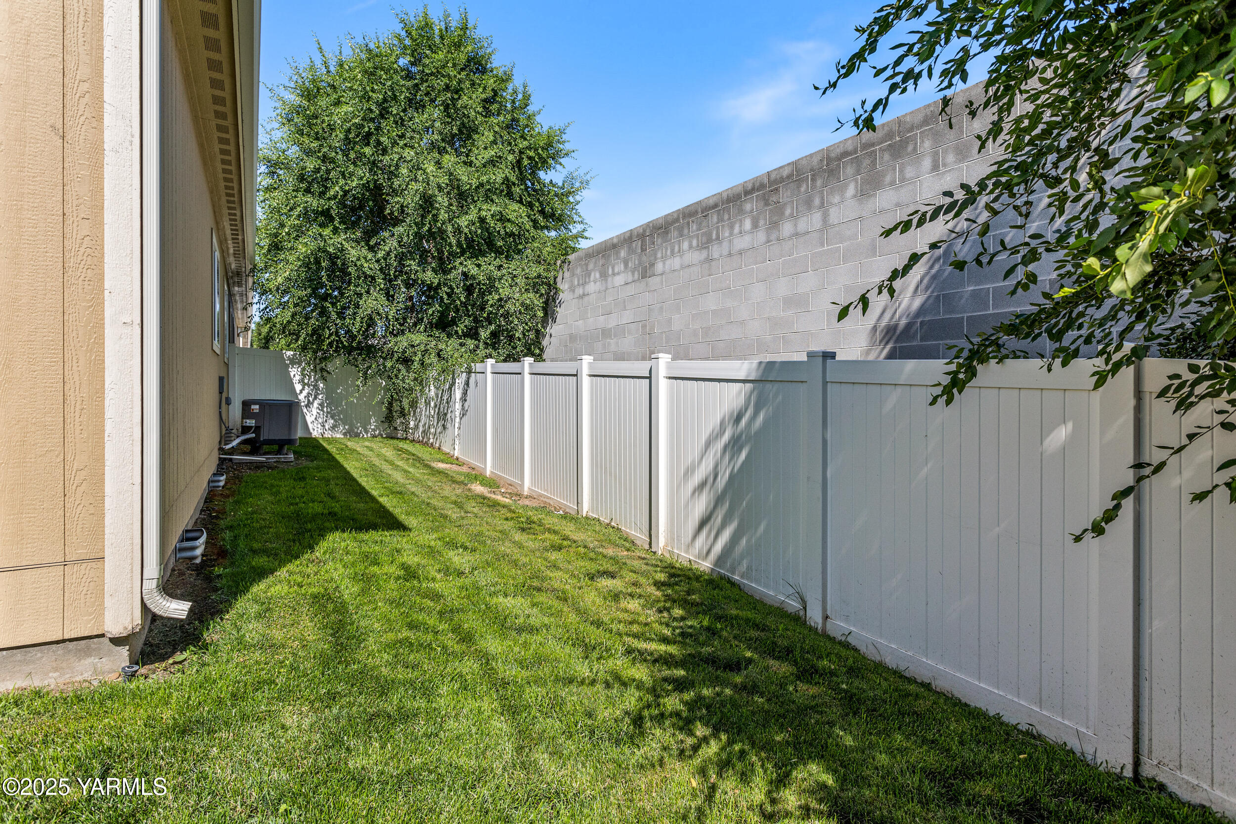 3101 Swan Ave