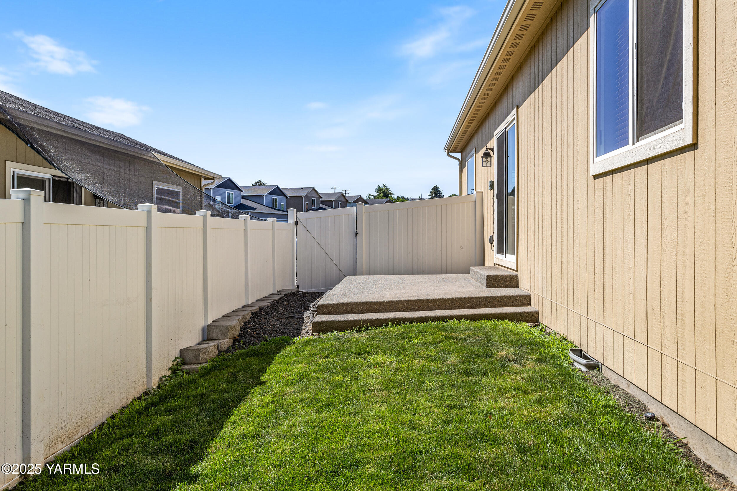 3101 Swan Ave