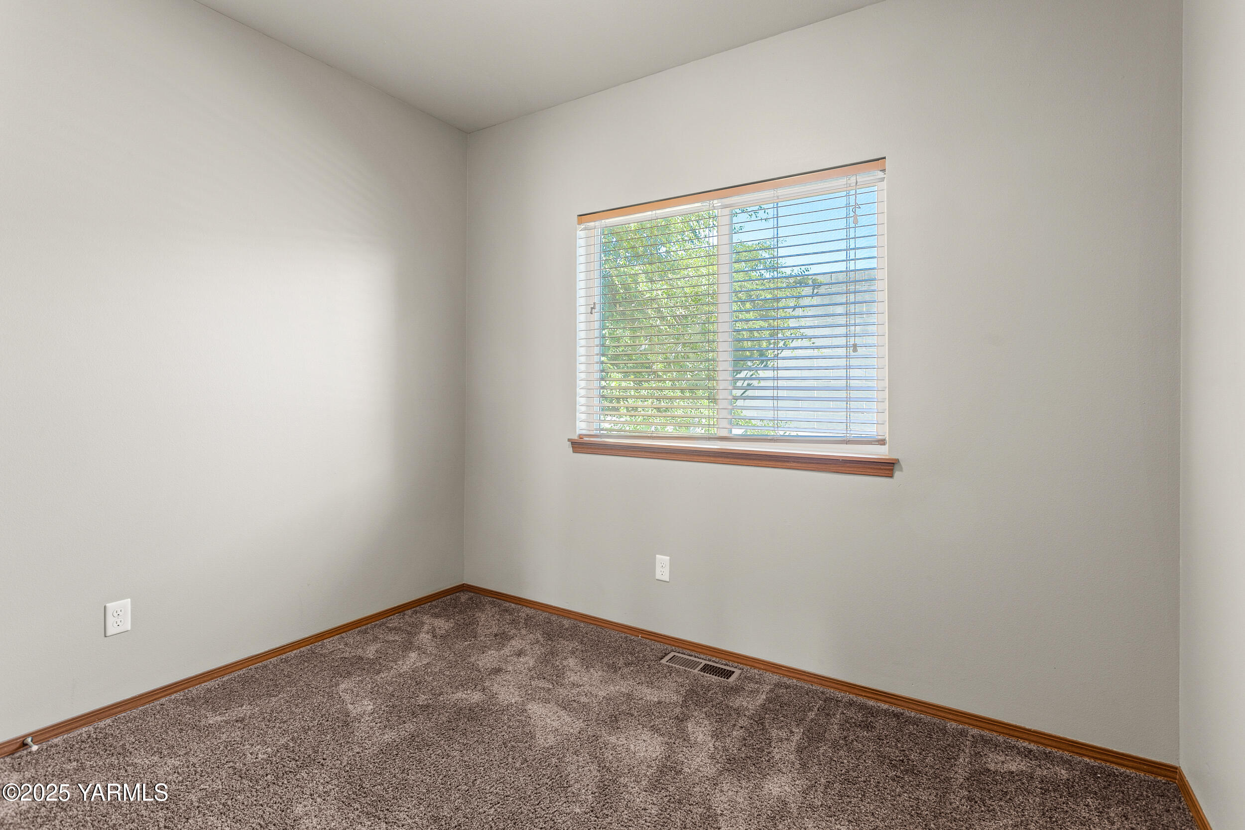 3101 Swan Ave