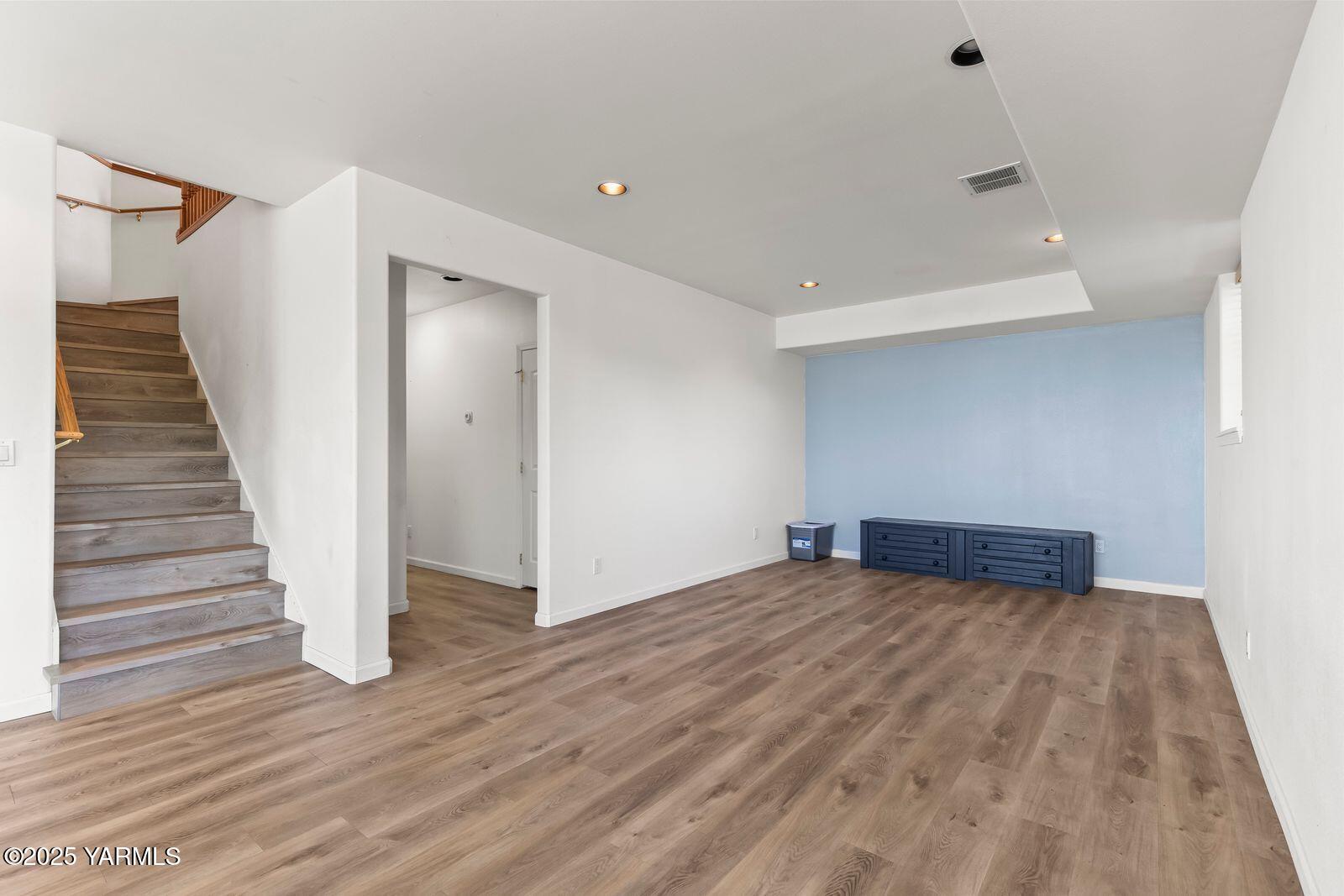 190 Shadbolt Rd