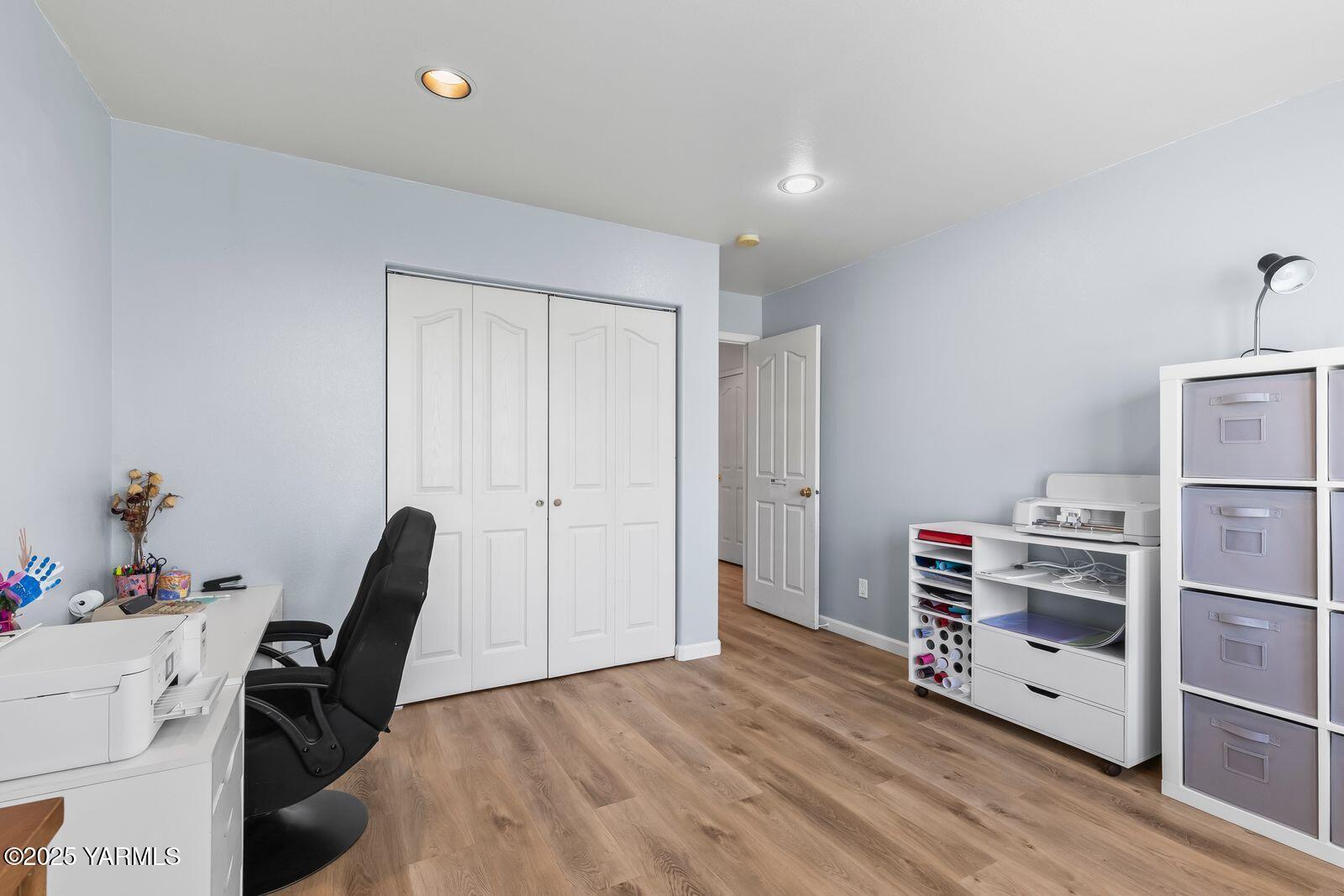 190 Shadbolt Rd