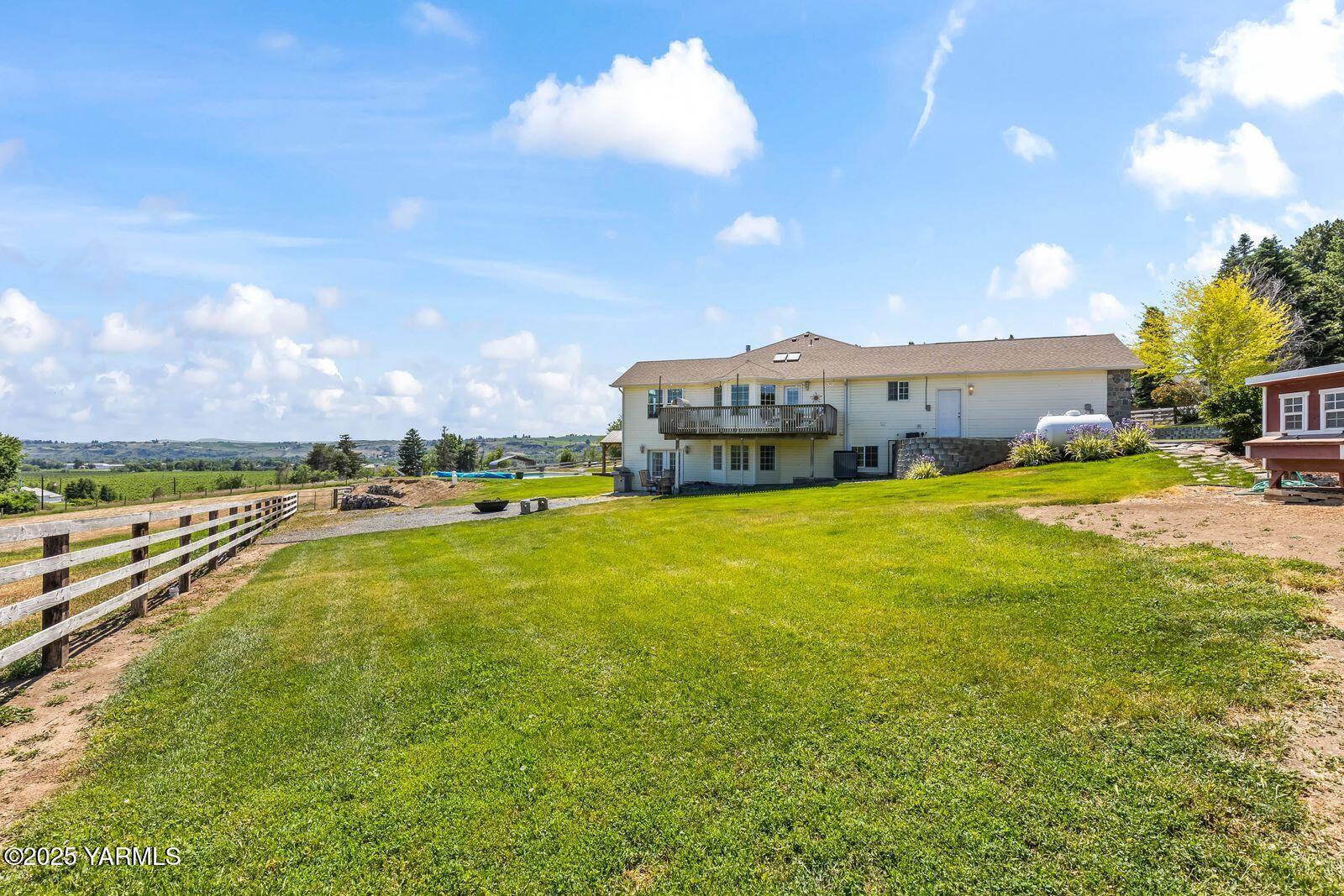 190 Shadbolt Rd