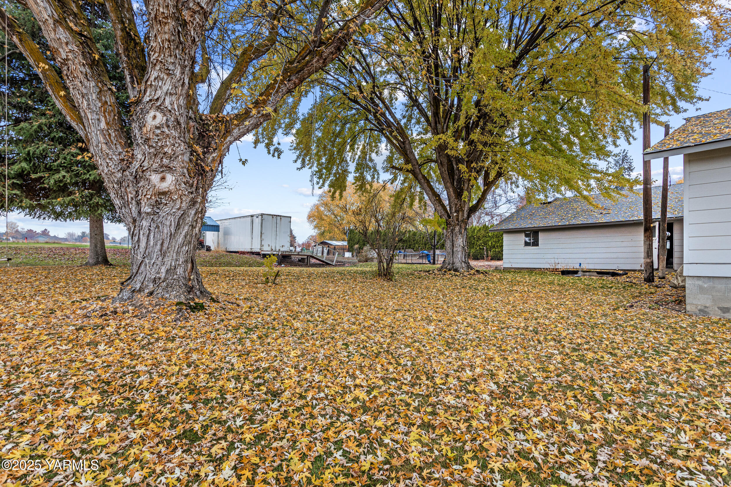 2760 Selah Loop Rd