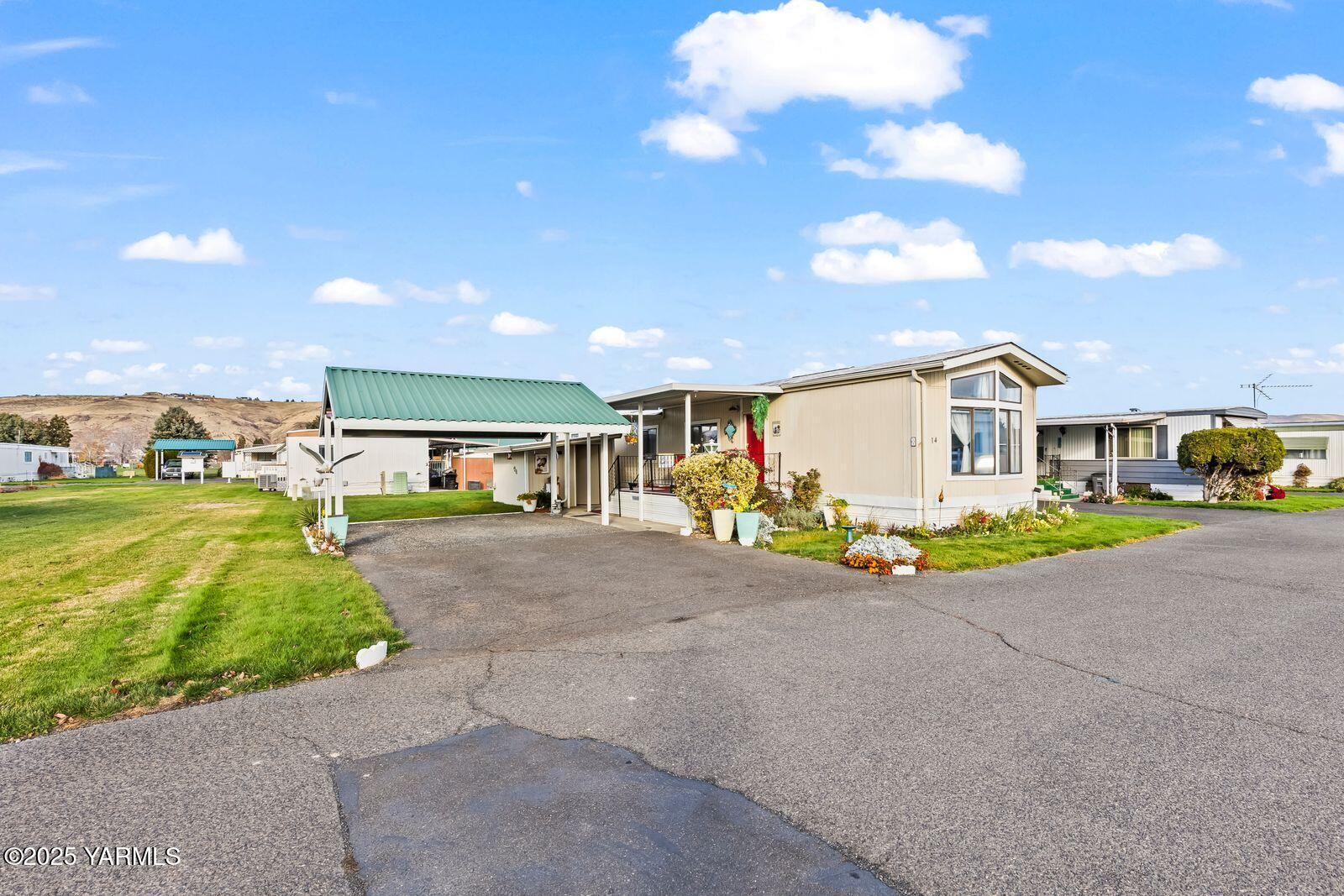 3601 Castlevale Rd