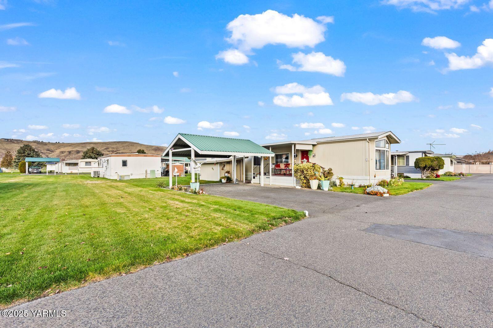 3601 Castlevale Rd