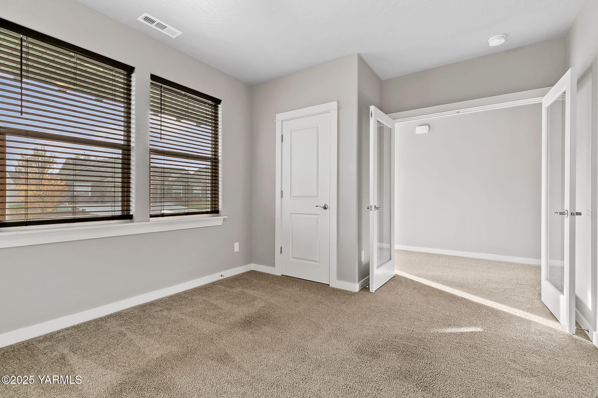 6109 Cottonwood Lp