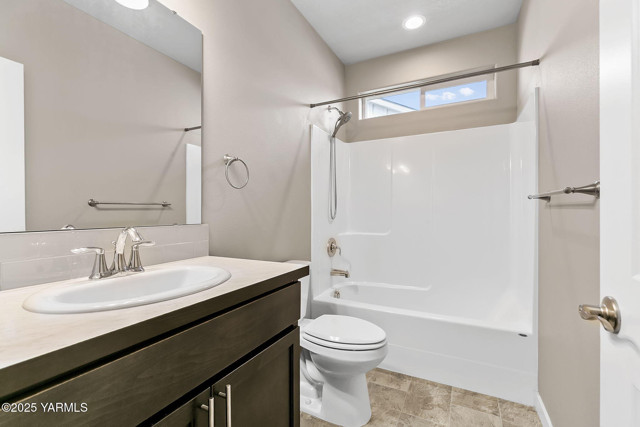 6109 Cottonwood Lp