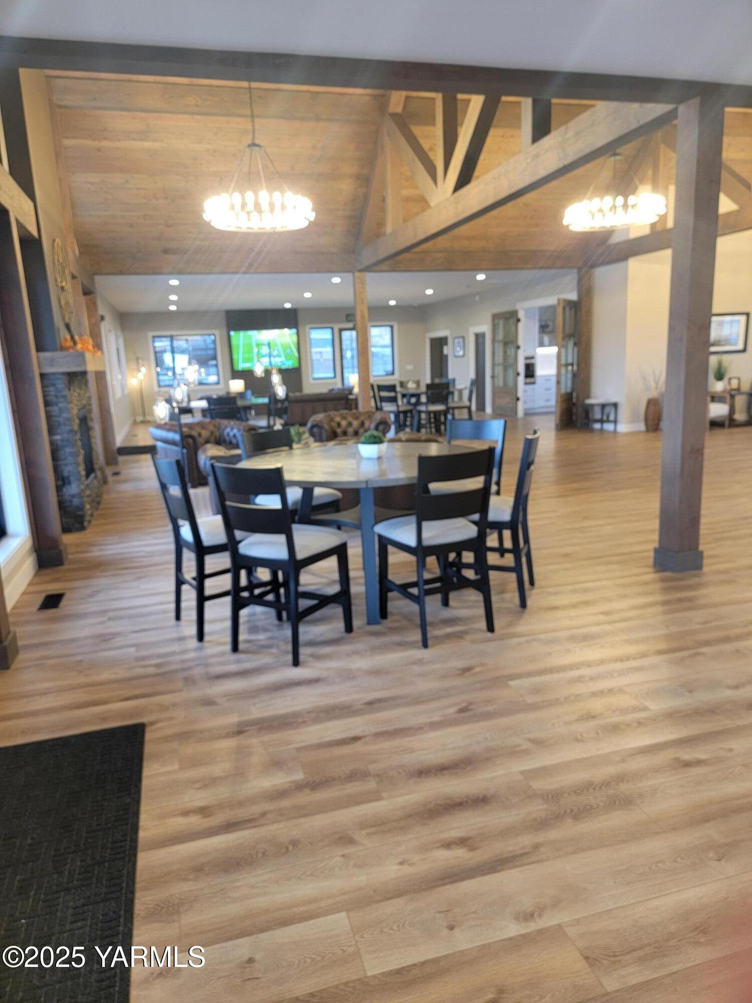 2945 Naches Wenas Rd Unit: 16