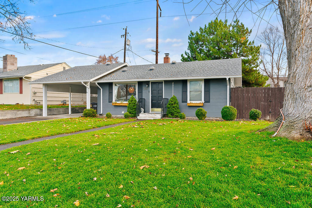 121 N 52nd Ave