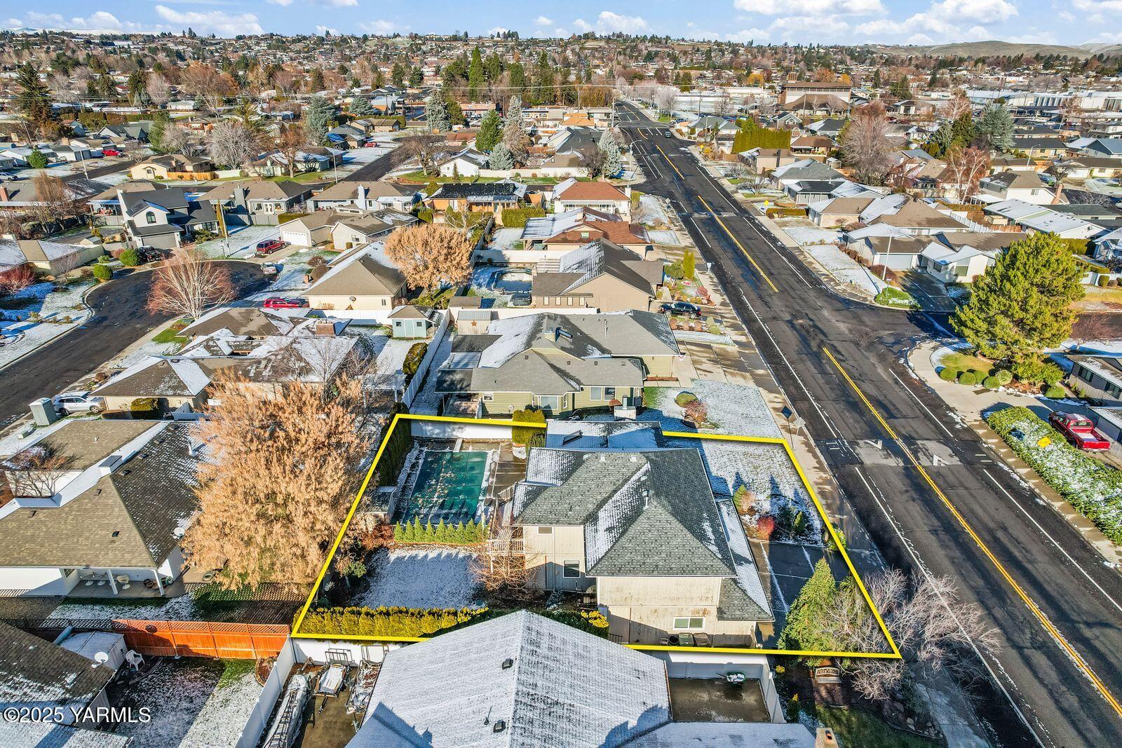 804 S 56th Ave