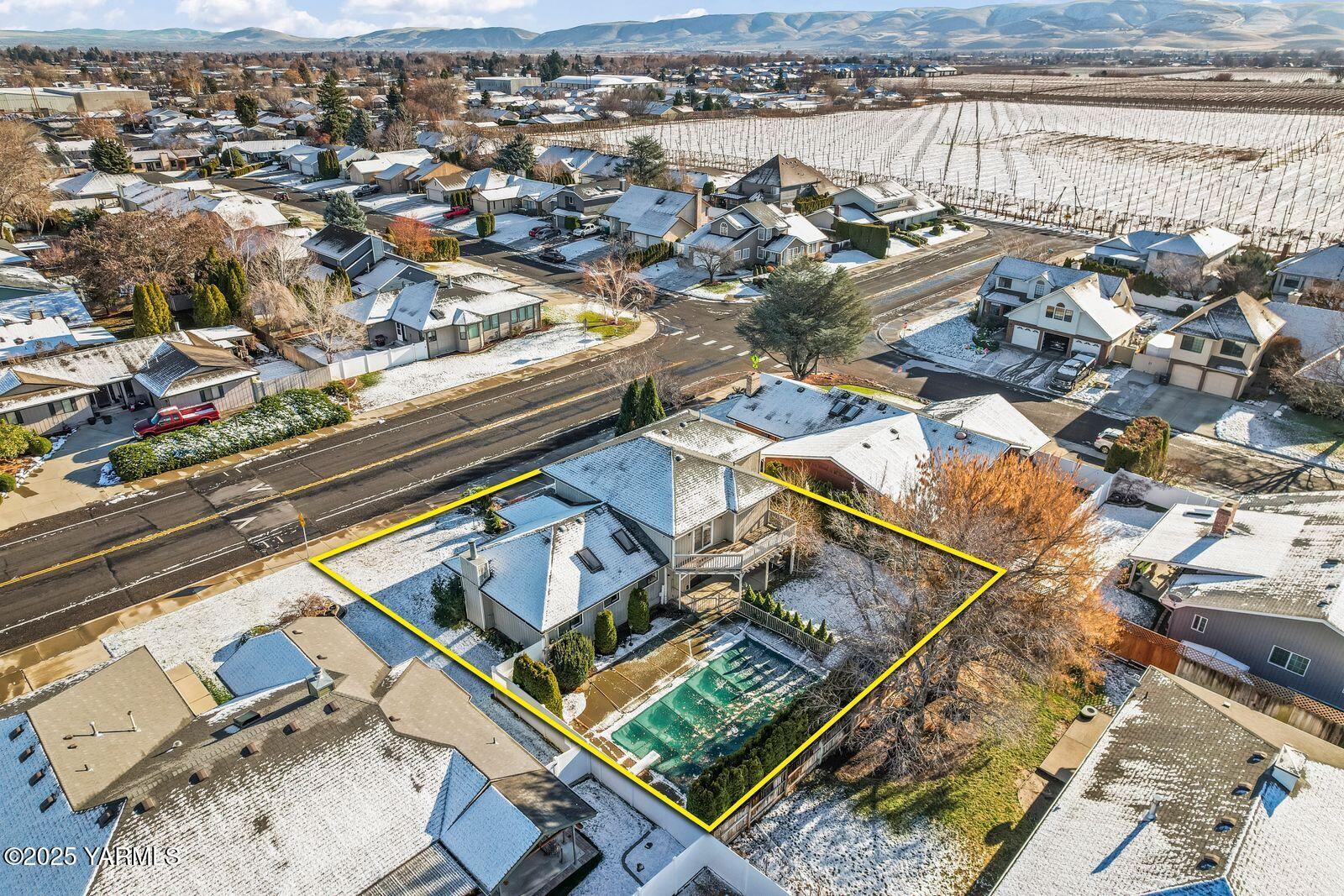 804 S 56th Ave