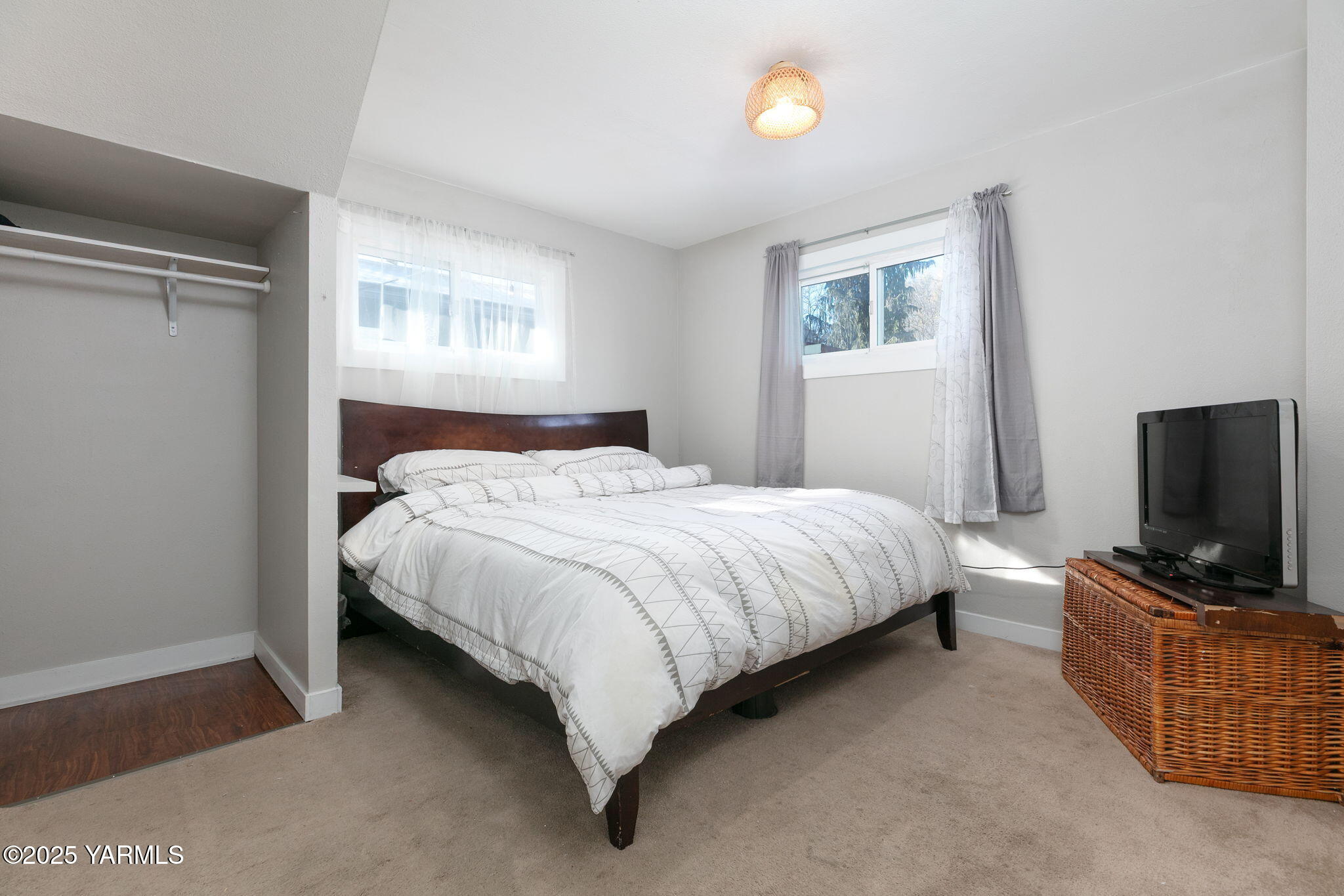 1706 Bonnie Doon Ave