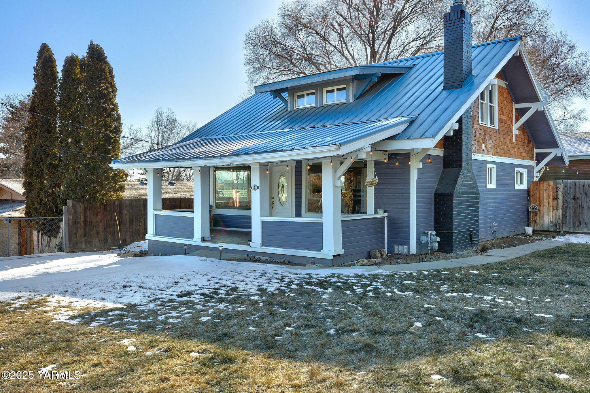 1706 Bonnie Doon Ave
