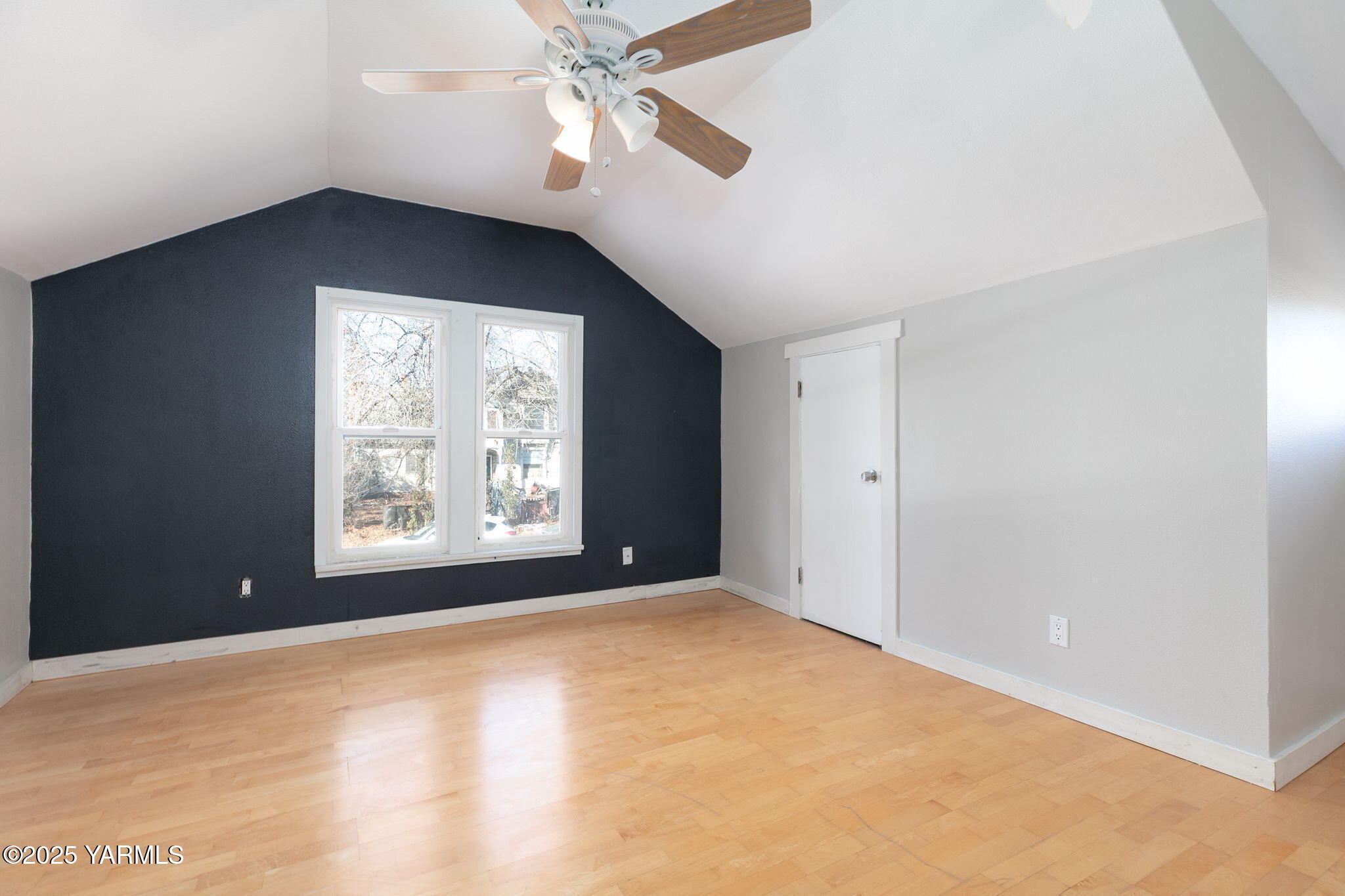 1706 Bonnie Doon Ave