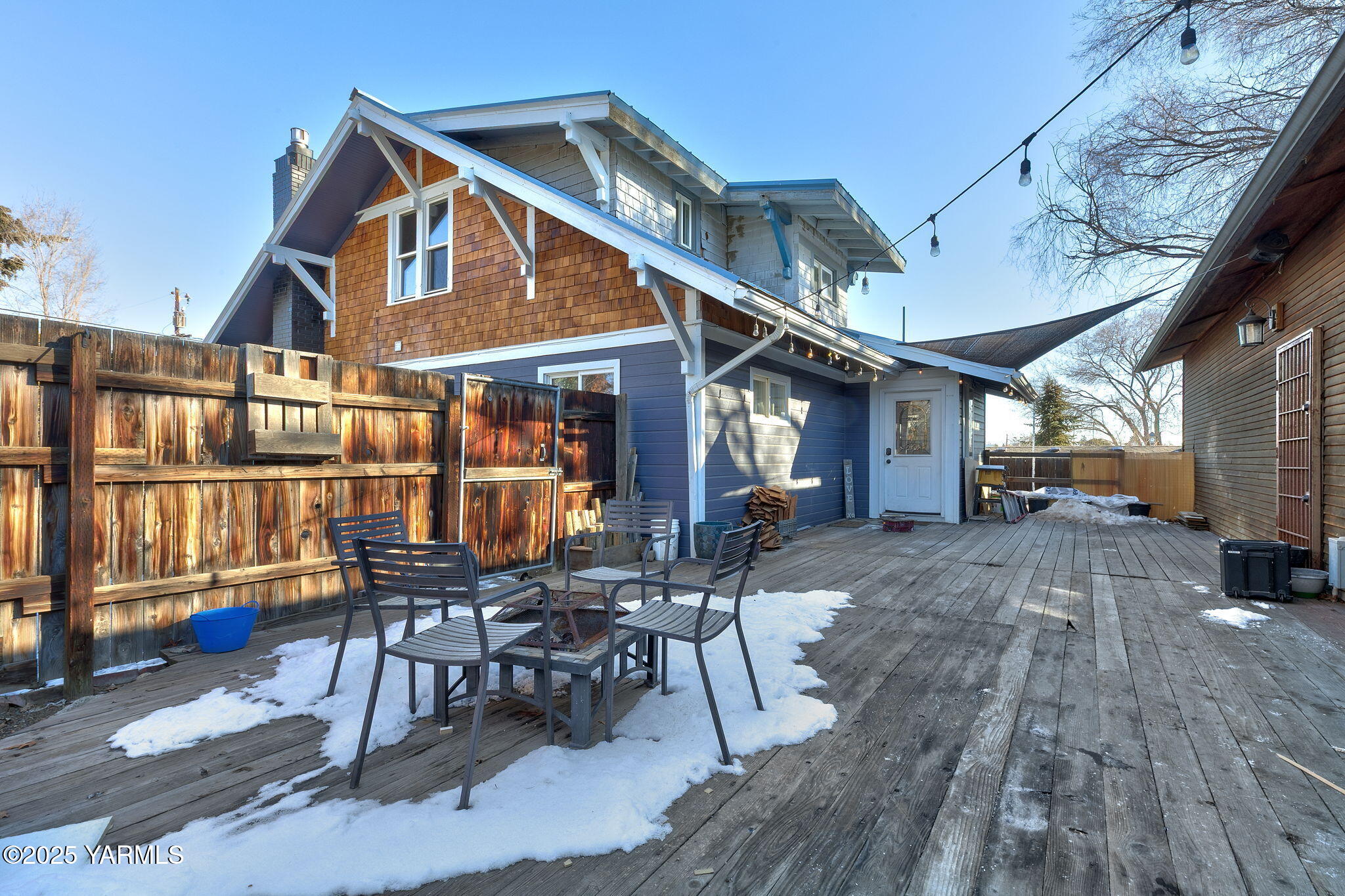 1706 Bonnie Doon Ave