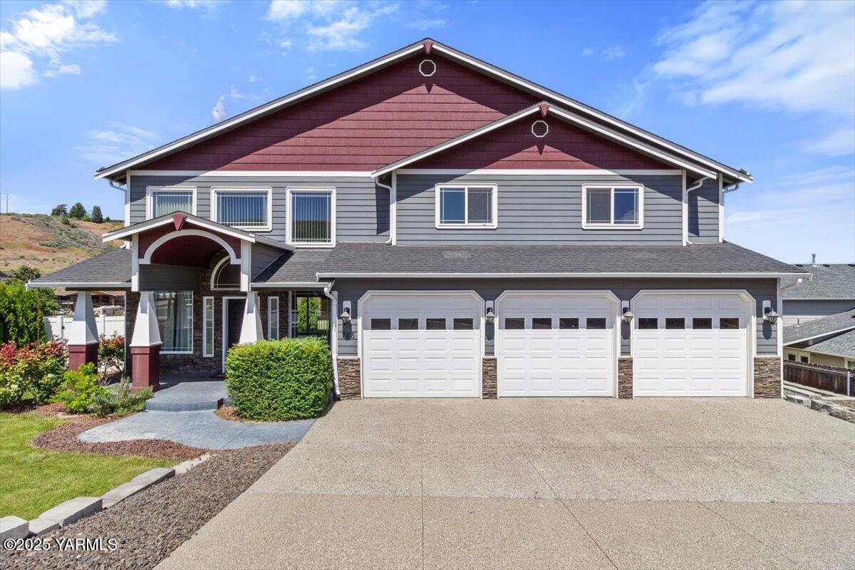 705 Terrace Dr