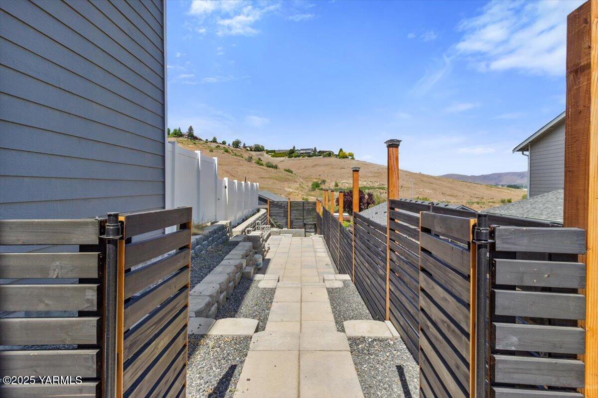 705 Terrace Dr