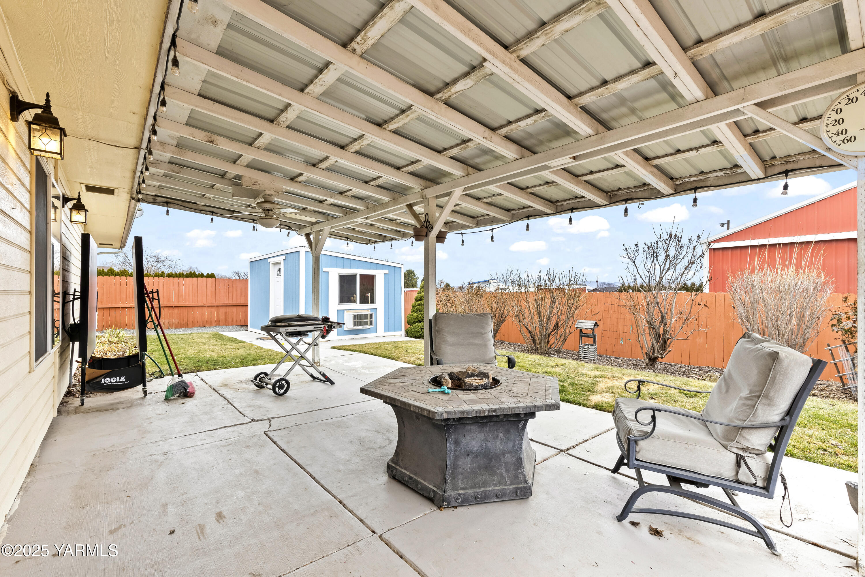 2514 S 78th Ave