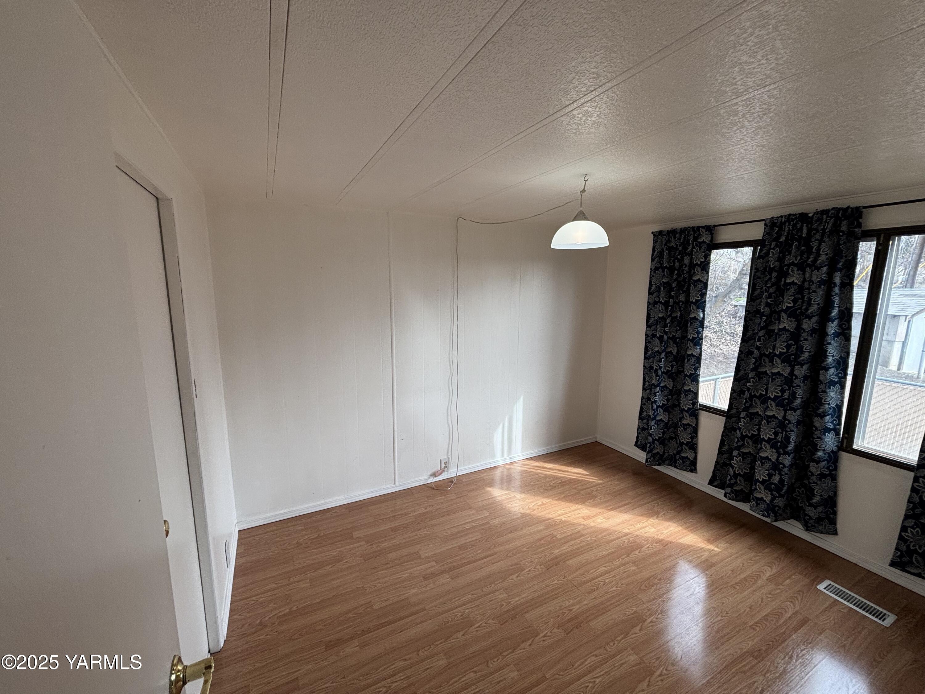 2205 Butterfield Rd Unit: 106