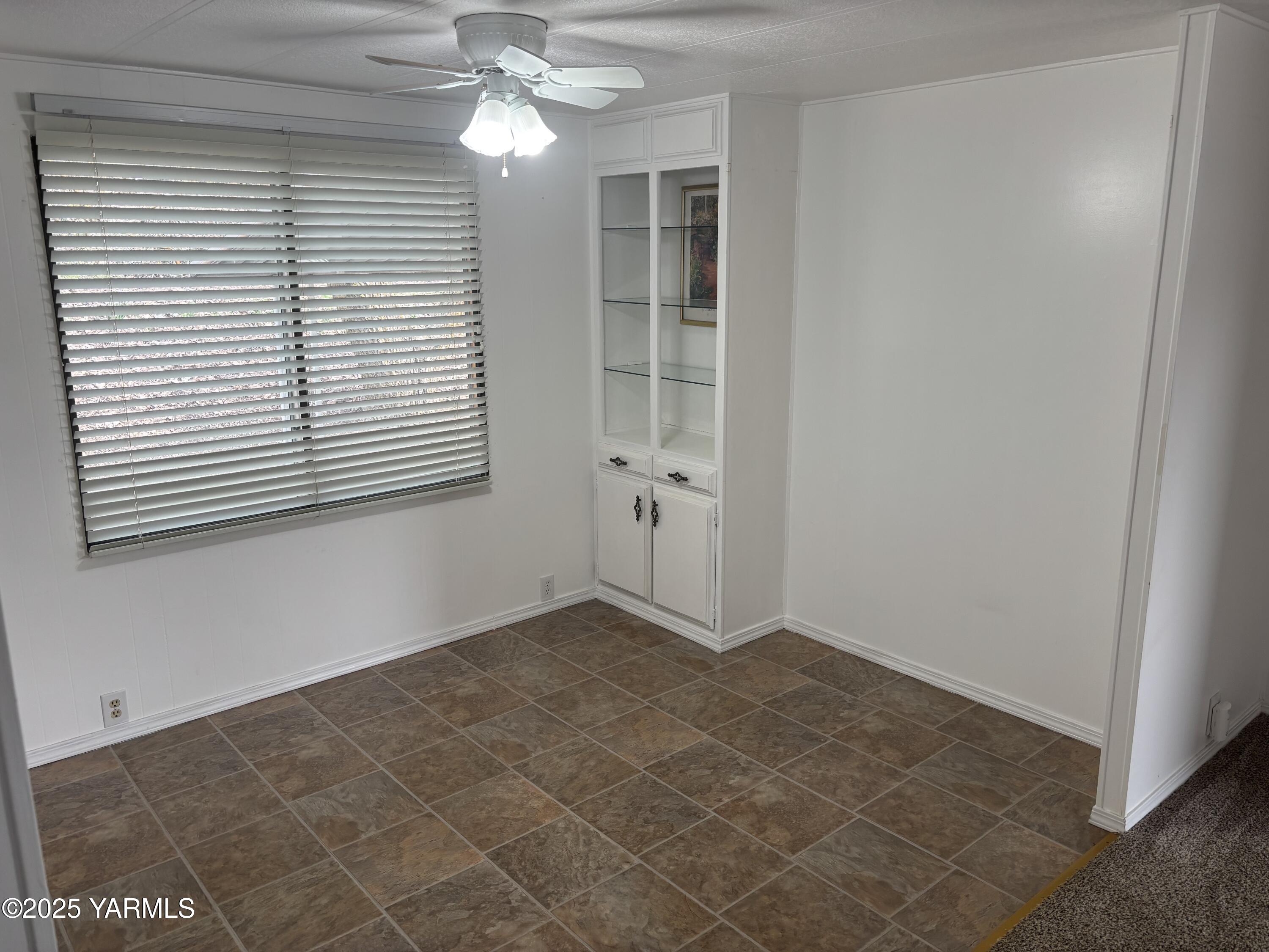 2205 Butterfield Rd Unit: 106