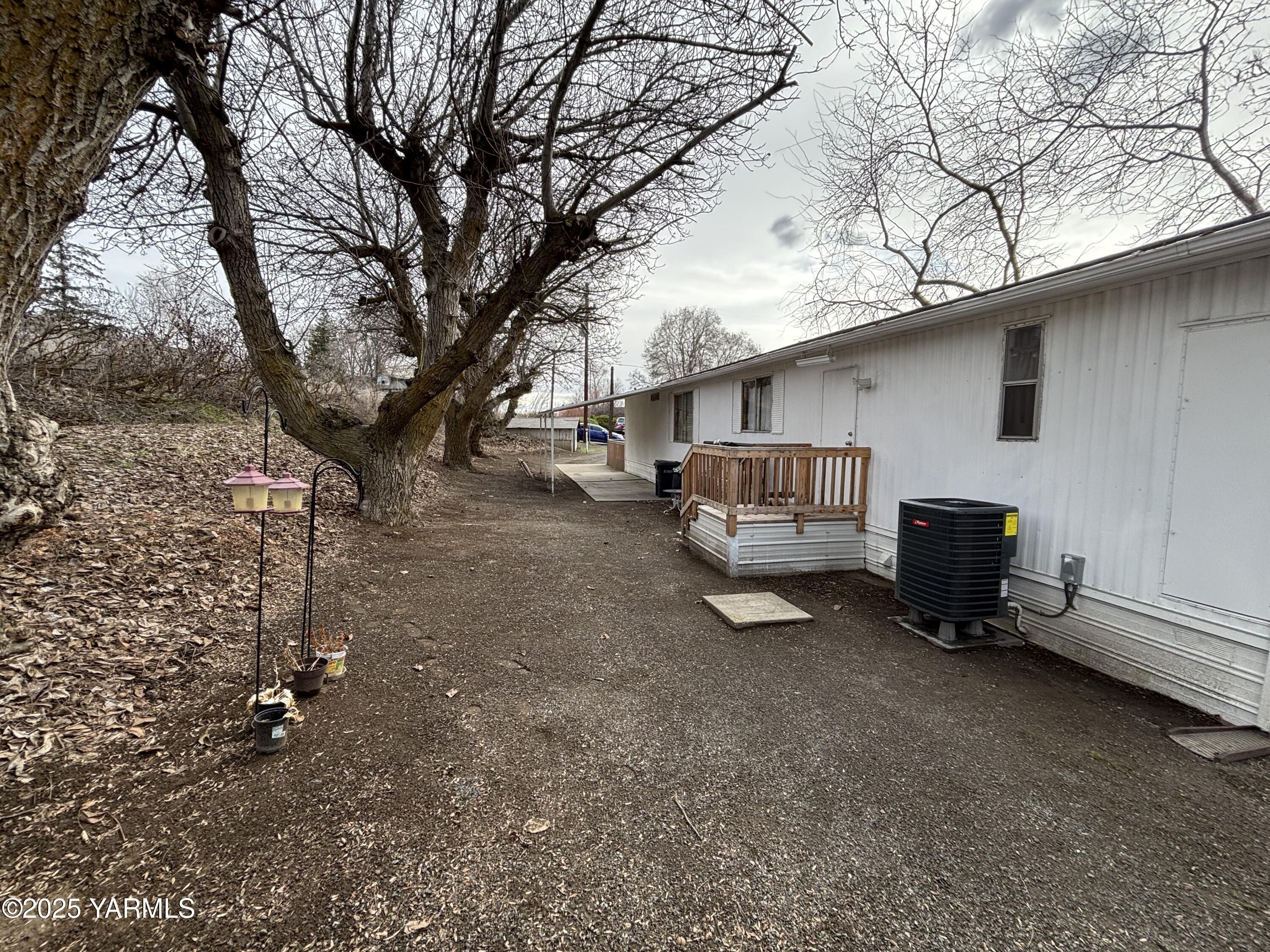 2205 Butterfield Rd Unit: 106