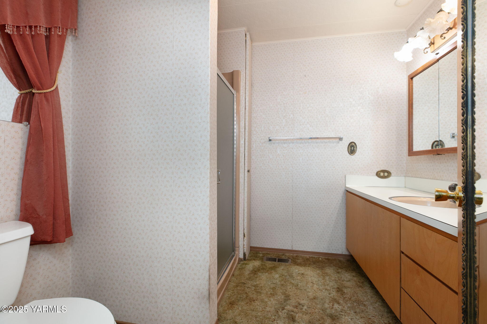 8301 Tieton Dr Unit: 18