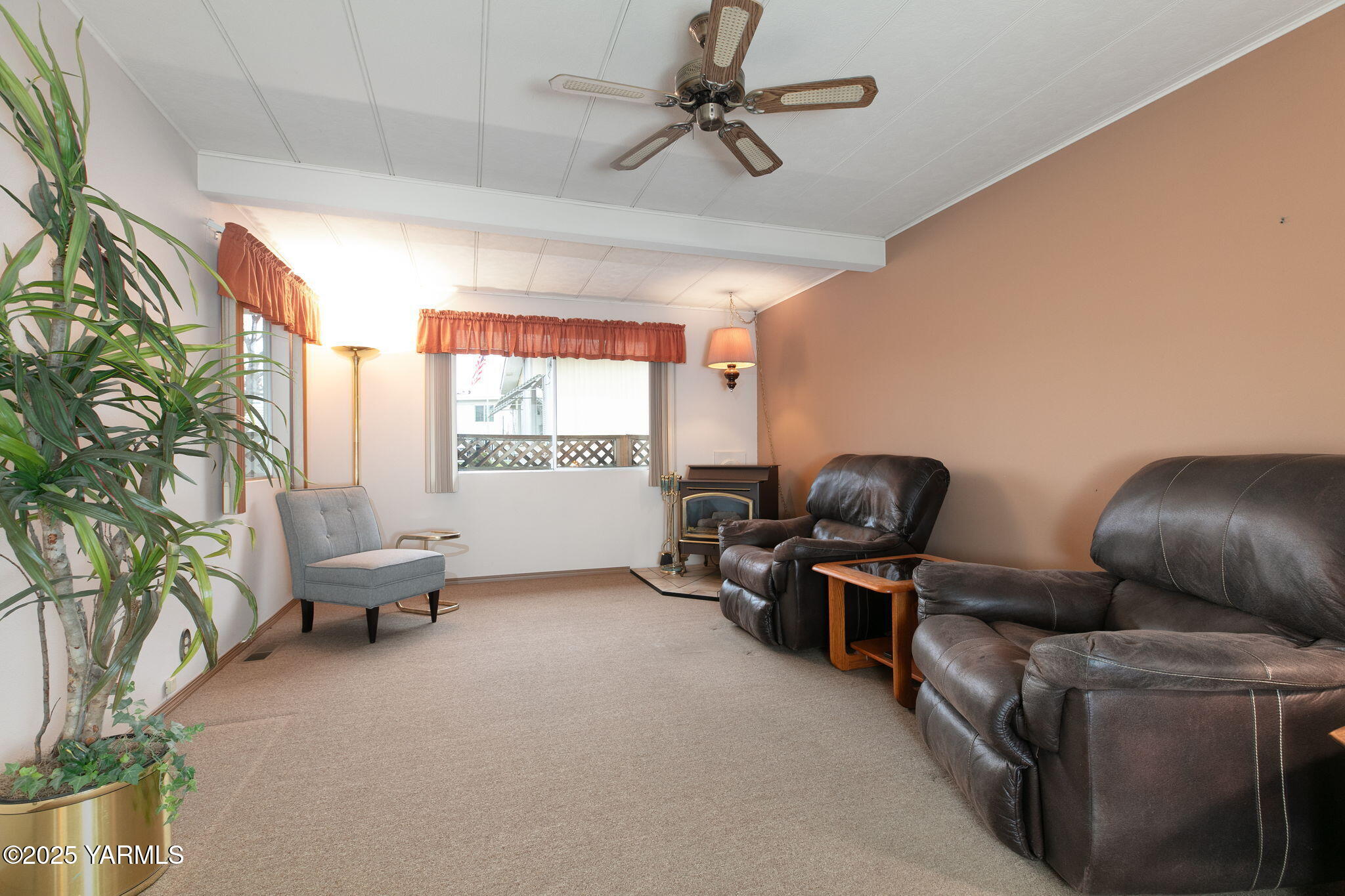 8301 Tieton Dr Unit: 18