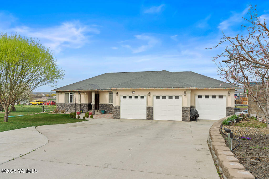 612 W Edison Rd