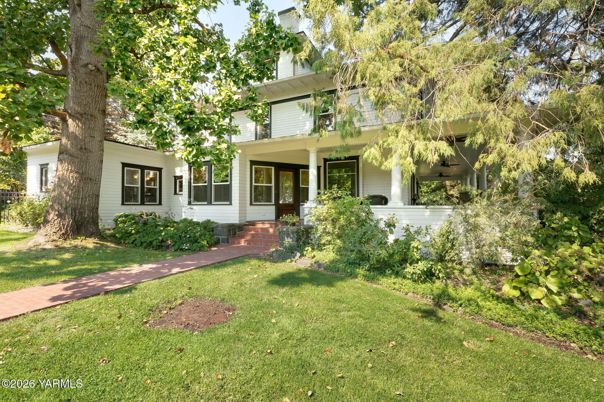 116 Park Ave