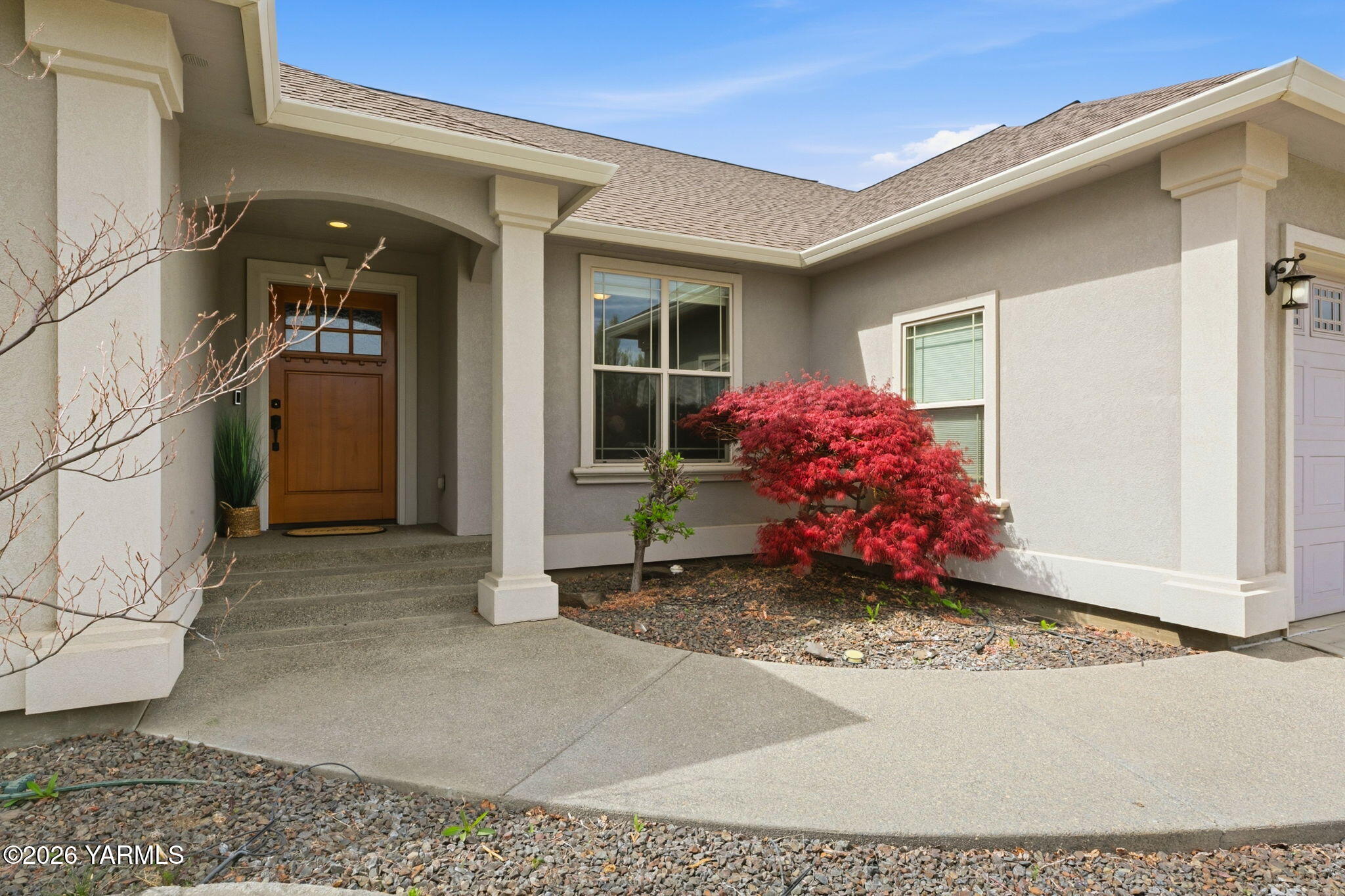 214 S 92nd Ave