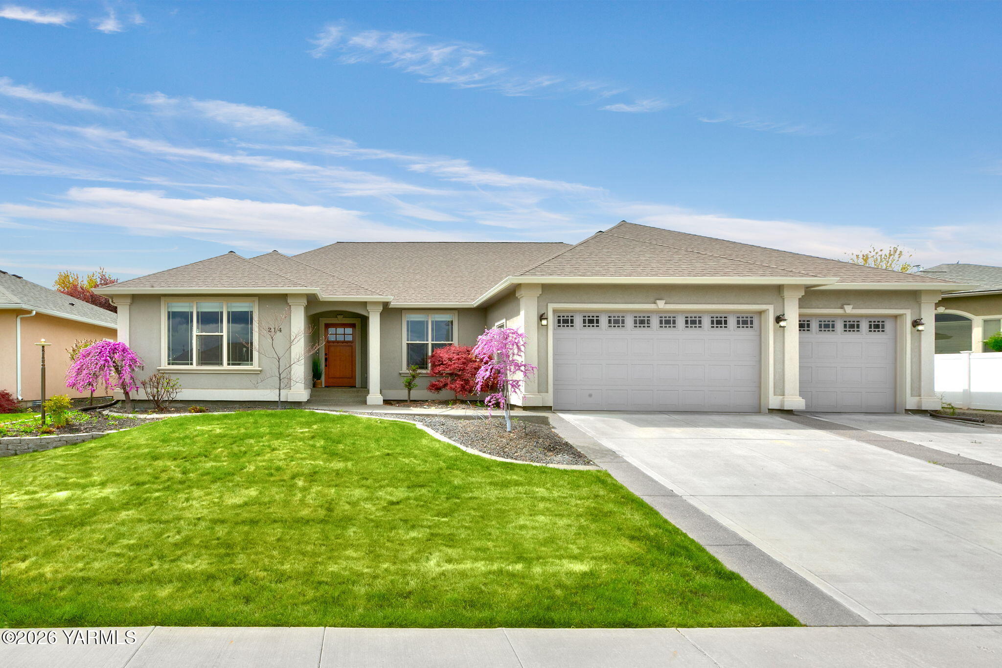 214 S 92nd Ave