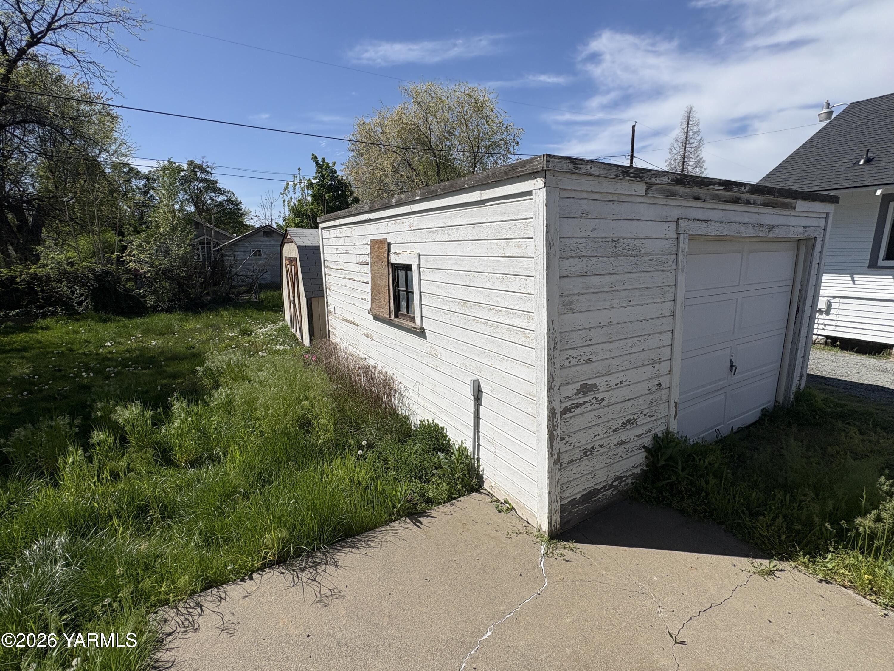 616 S 13th Ave