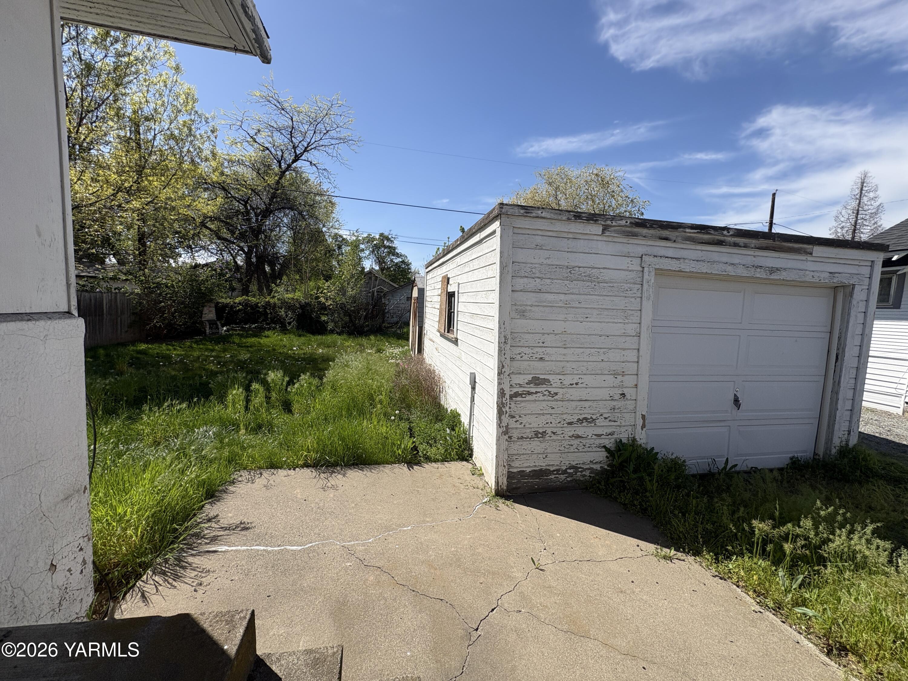 616 S 13th Ave