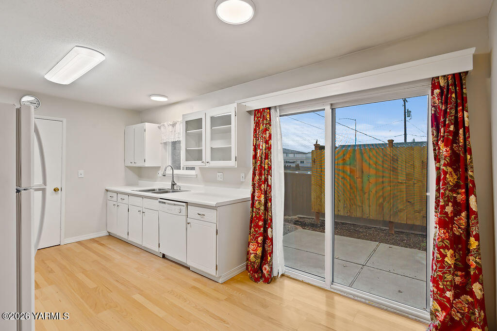 7610 Summitview Ave Unit: 11