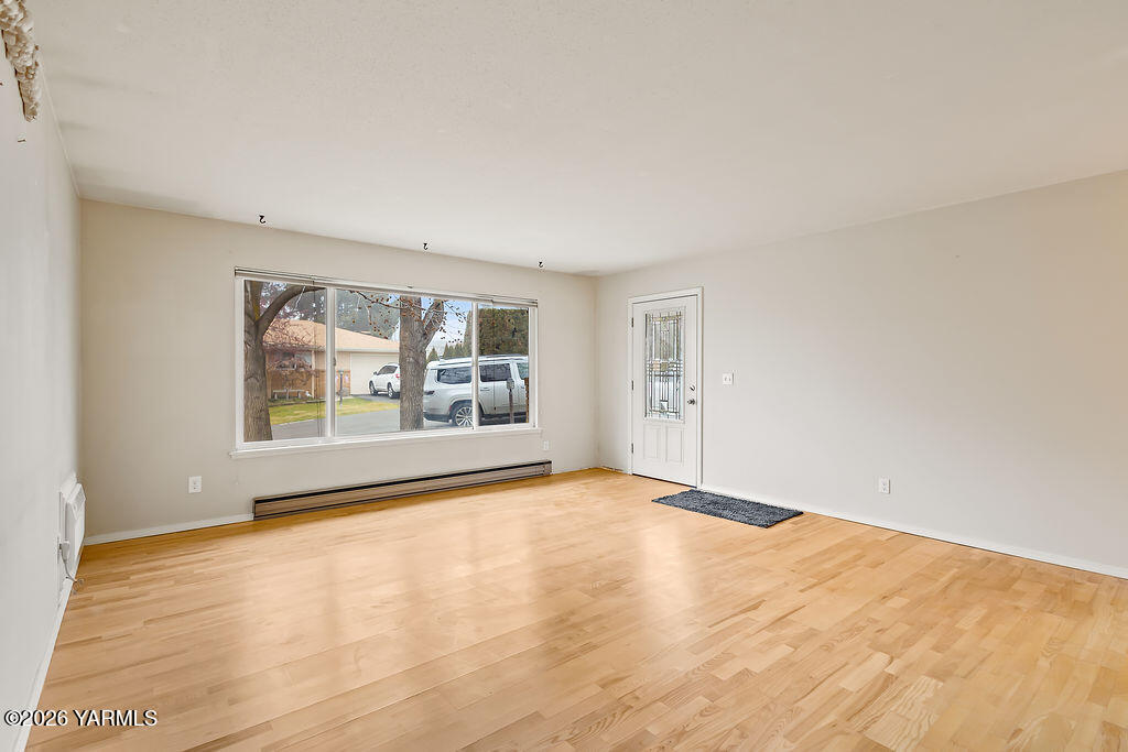 7610 Summitview Ave Unit: 11