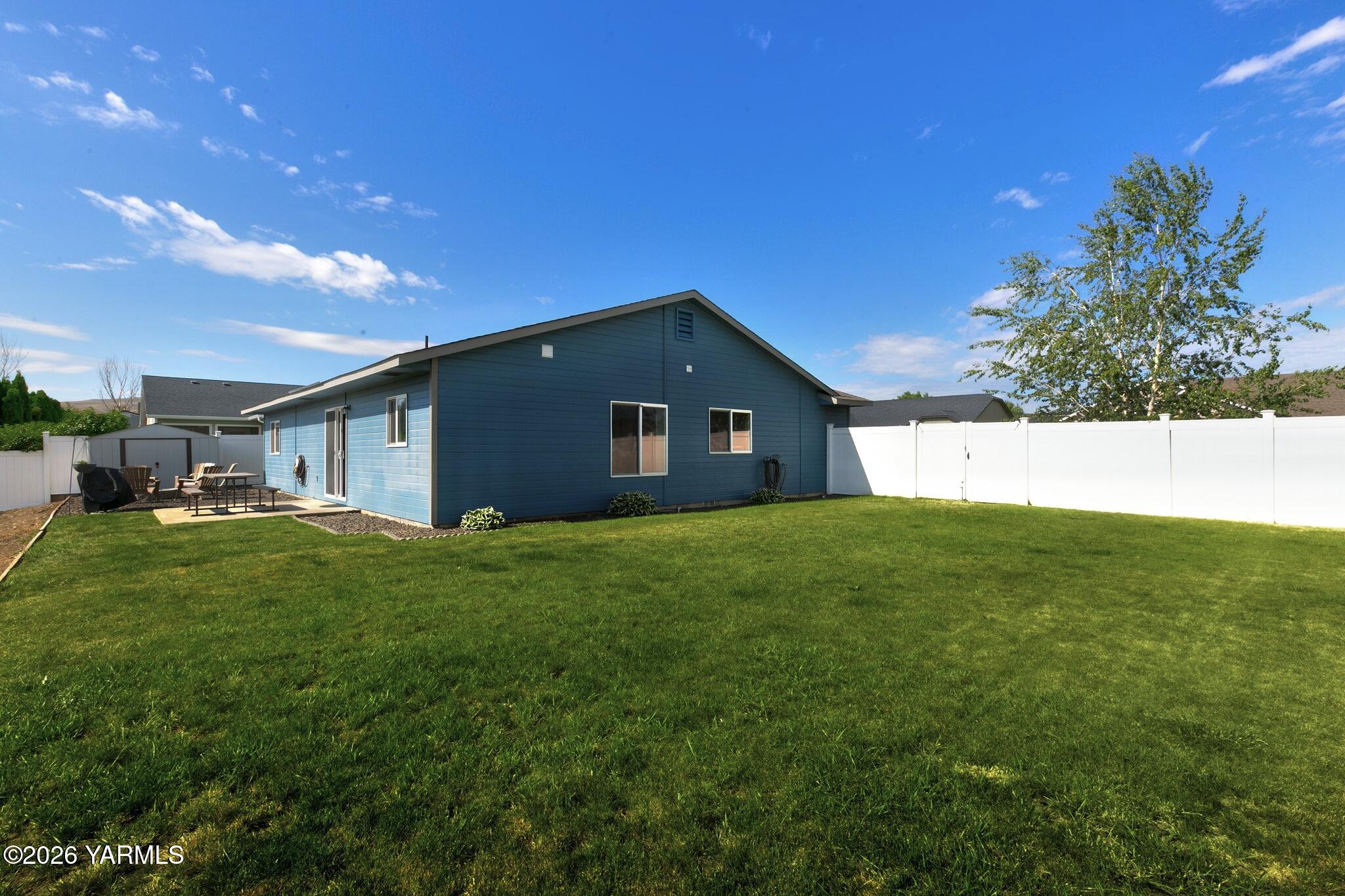 2013 S 54th Ave