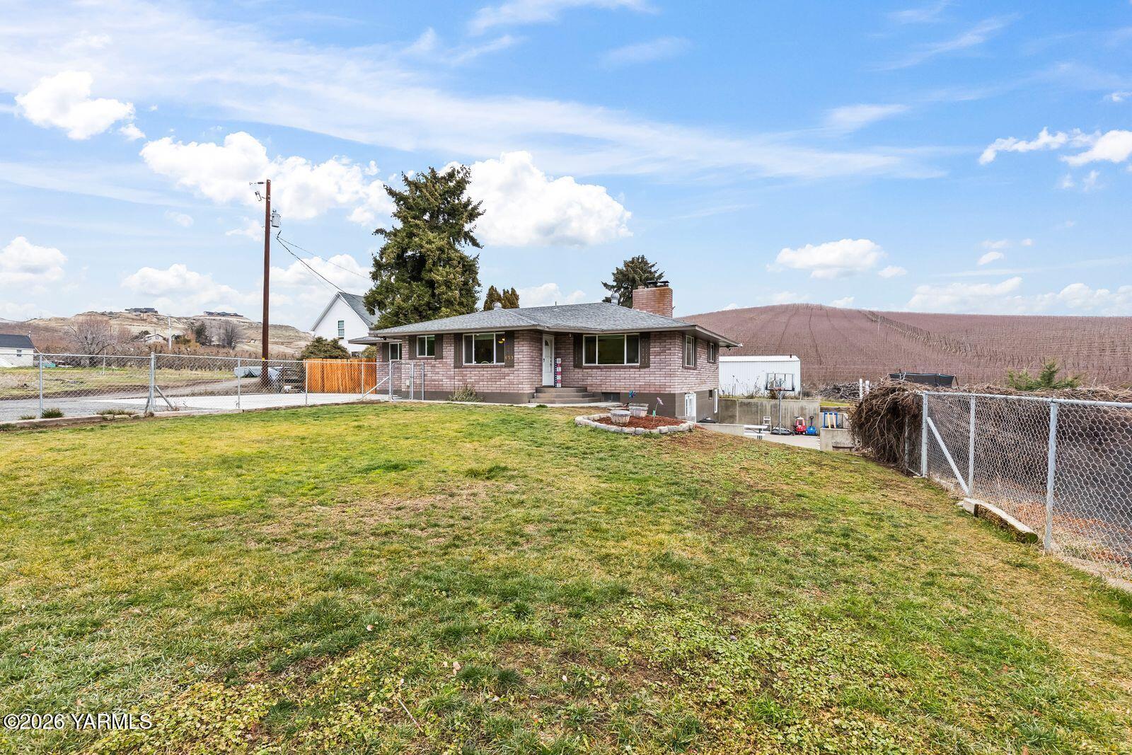 651 Pleasant Valley Rd