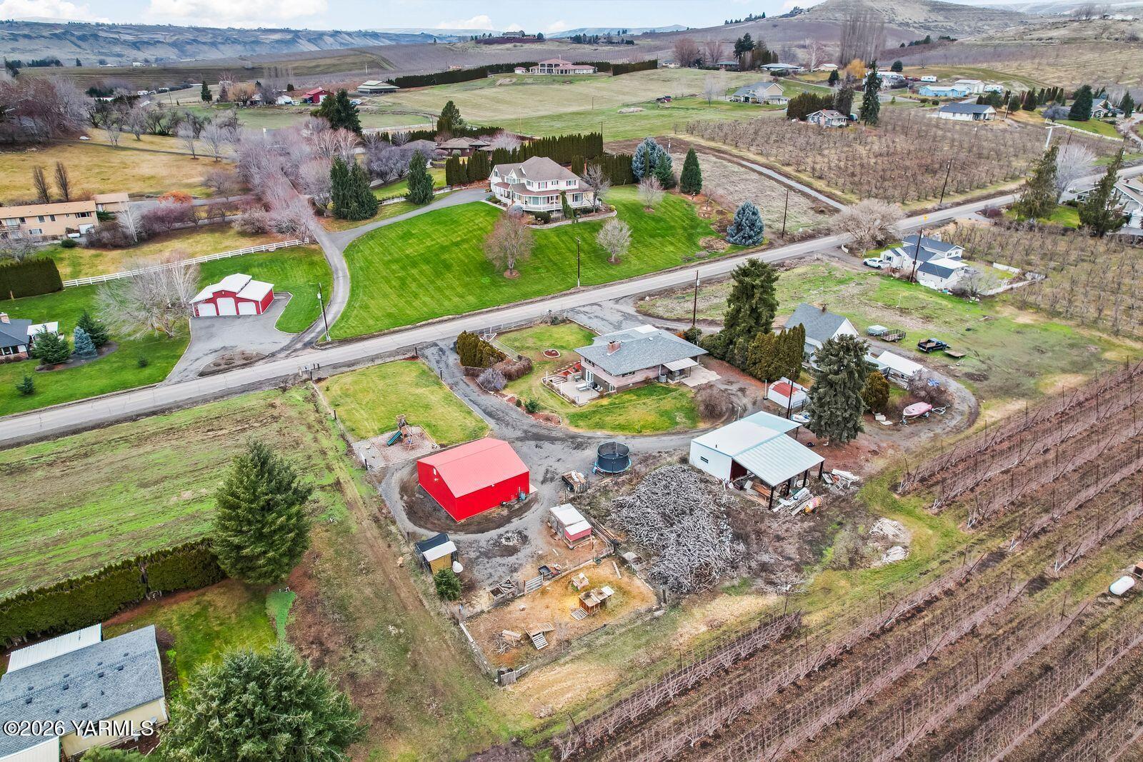 651 Pleasant Valley Rd