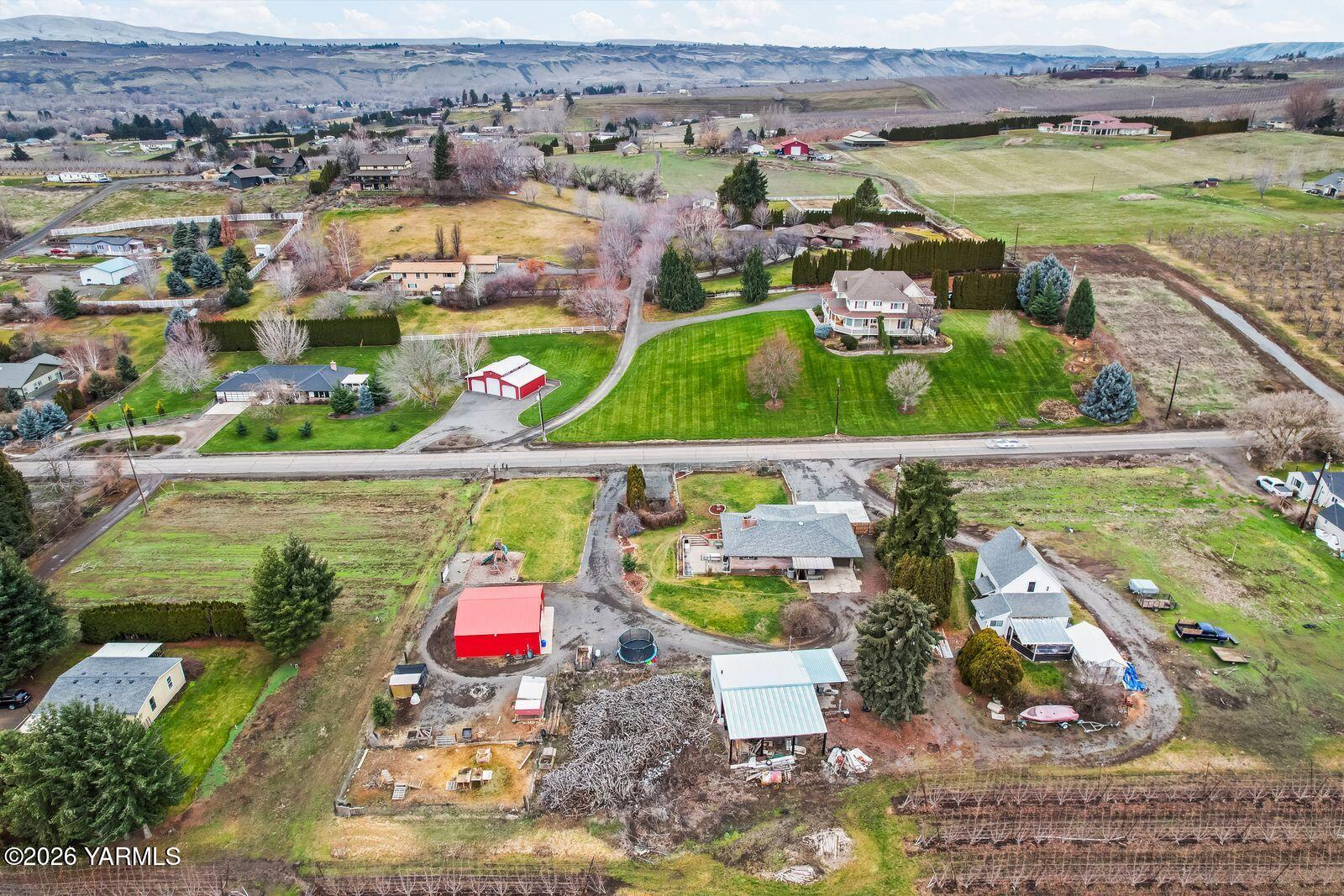 651 Pleasant Valley Rd