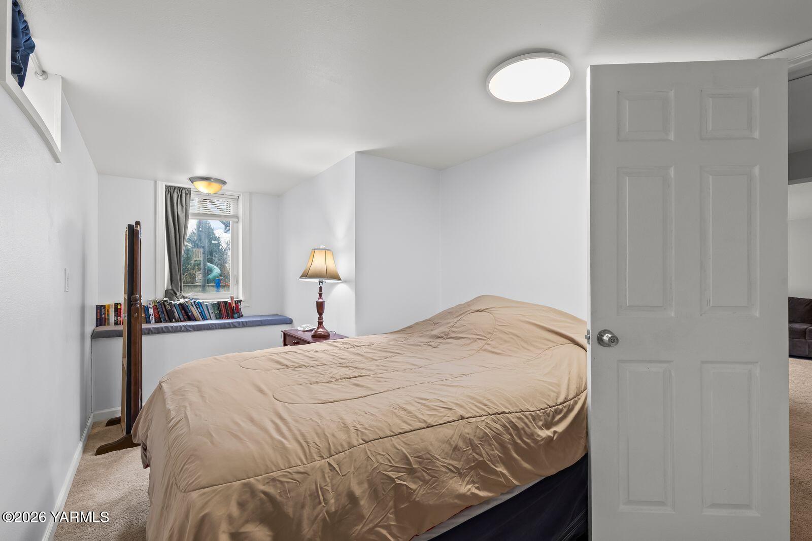 651 Pleasant Valley Rd