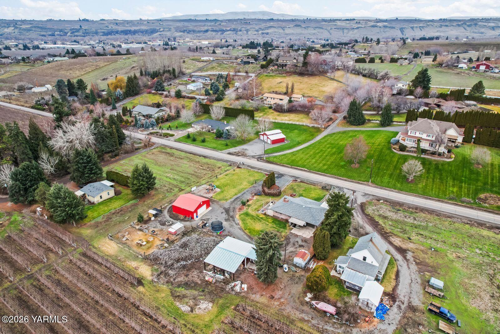 651 Pleasant Valley Rd