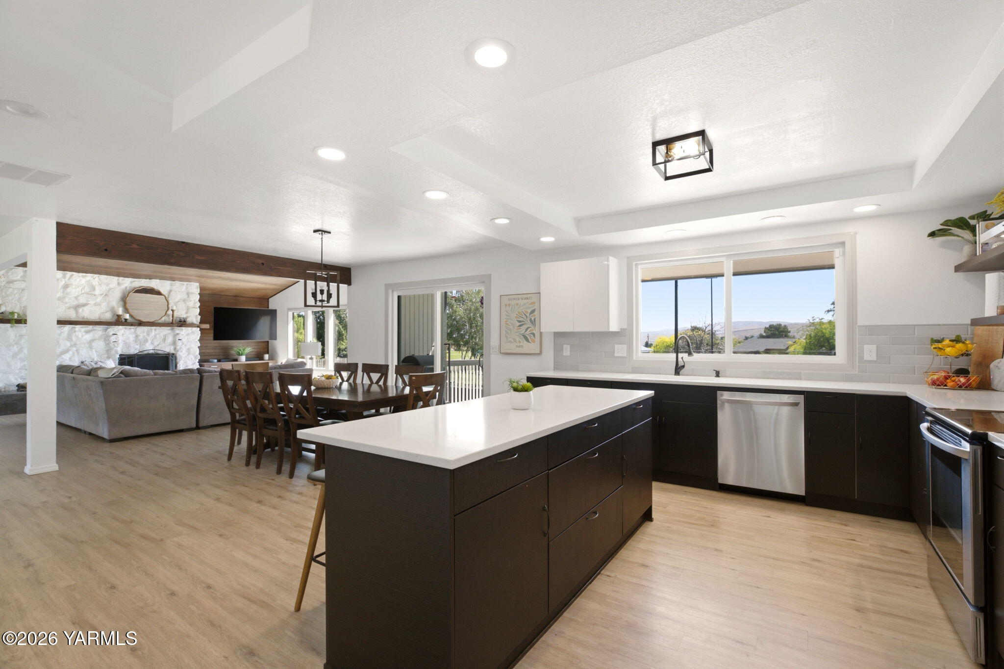 1953 Crusher Canyon Rd